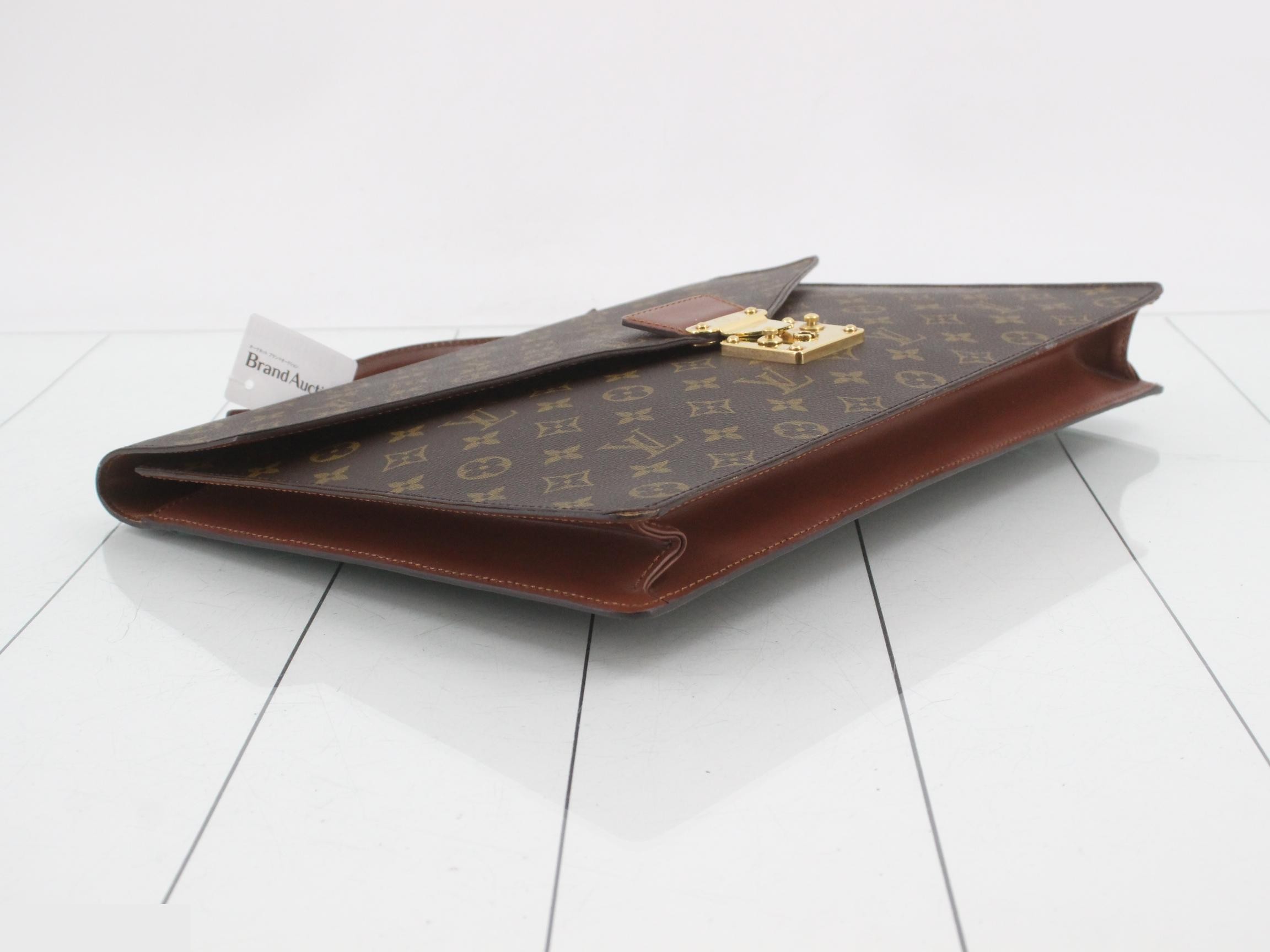 Porte-document bandoulière with key — view 5