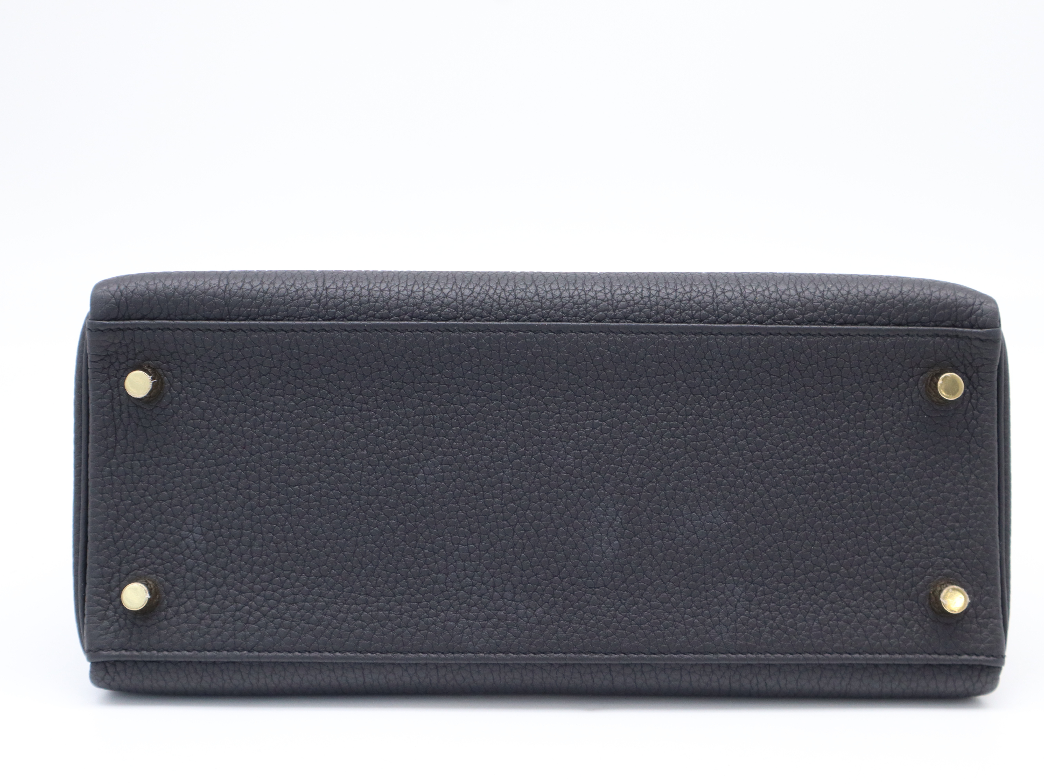 Kelly 32 Handbag, D stamp, Calf Leather, Noir (black), Gold Hardware, Includes Shoulder Strap, Clochette, Padlock, 2 Keys, Box, and Dust Bag. — view 4
