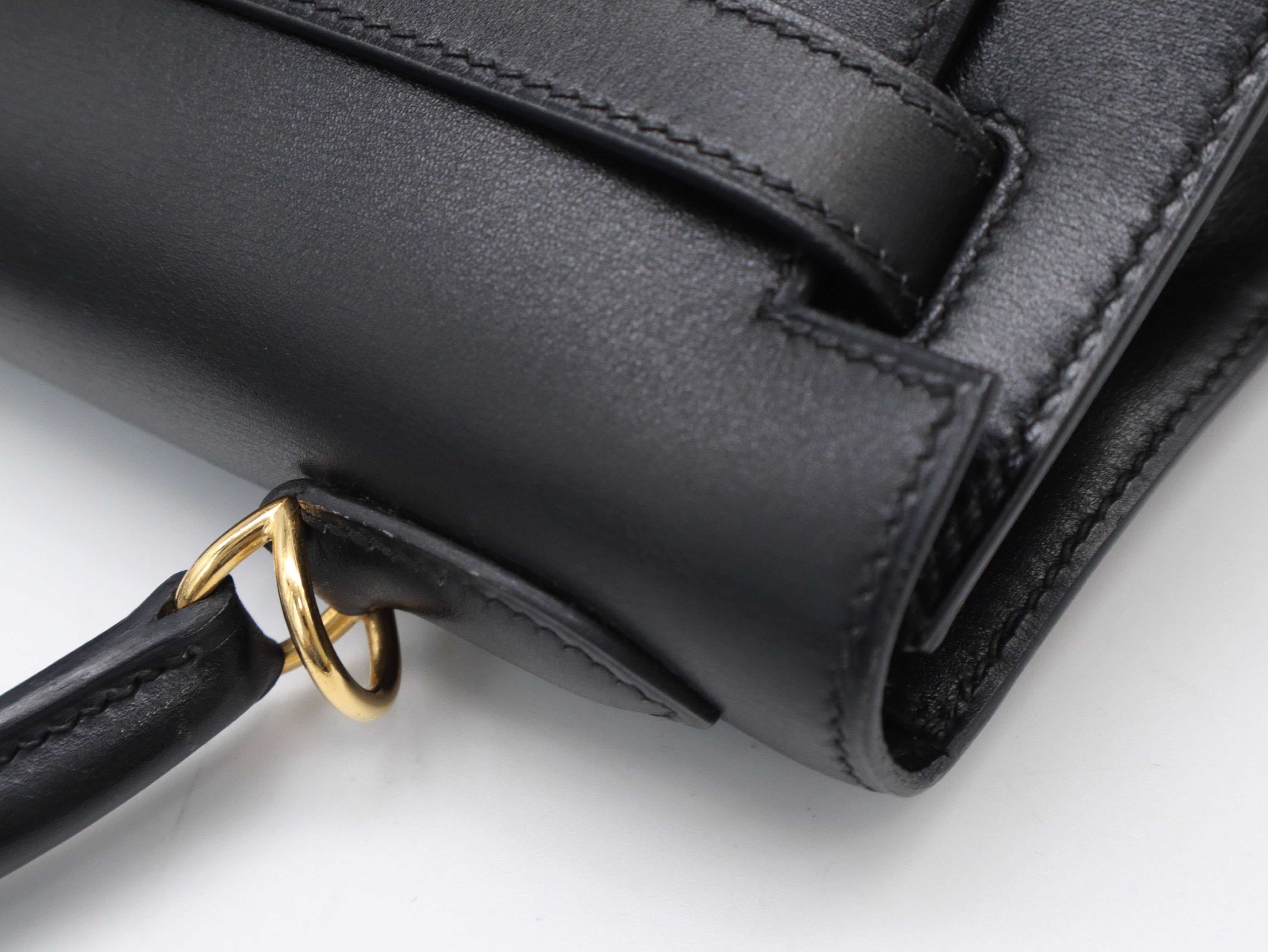 Kelly 32 Handbag, D stamp, Calf Leather, Noir (black), Gold Hardware, Includes Shoulder Strap, Clochette, Padlock, 2 Keys, Box, and Dust Bag. — view 10