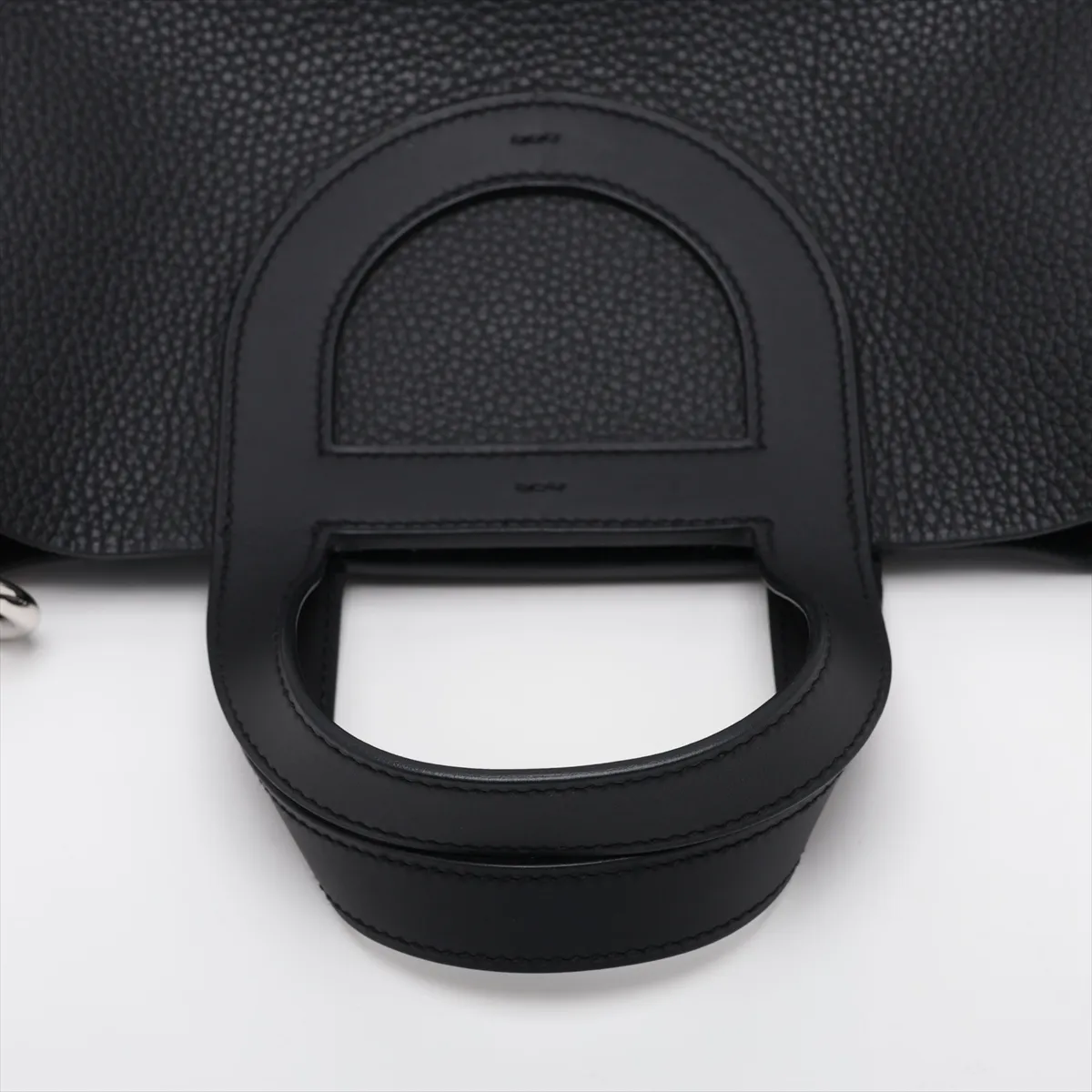 [Individually packaged] Hermes In the Loop 18, Taurillon Clemence x Veau Swift, Black, Silver Hardware, W: 2024 — view 5