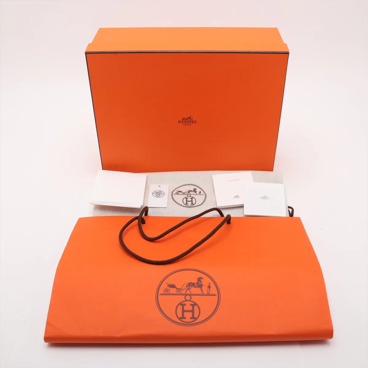 [Individually packaged] Hermes In the Loop 18, Taurillon Clemence x Veau Swift, Black, Silver Hardware, W: 2024 — view 10