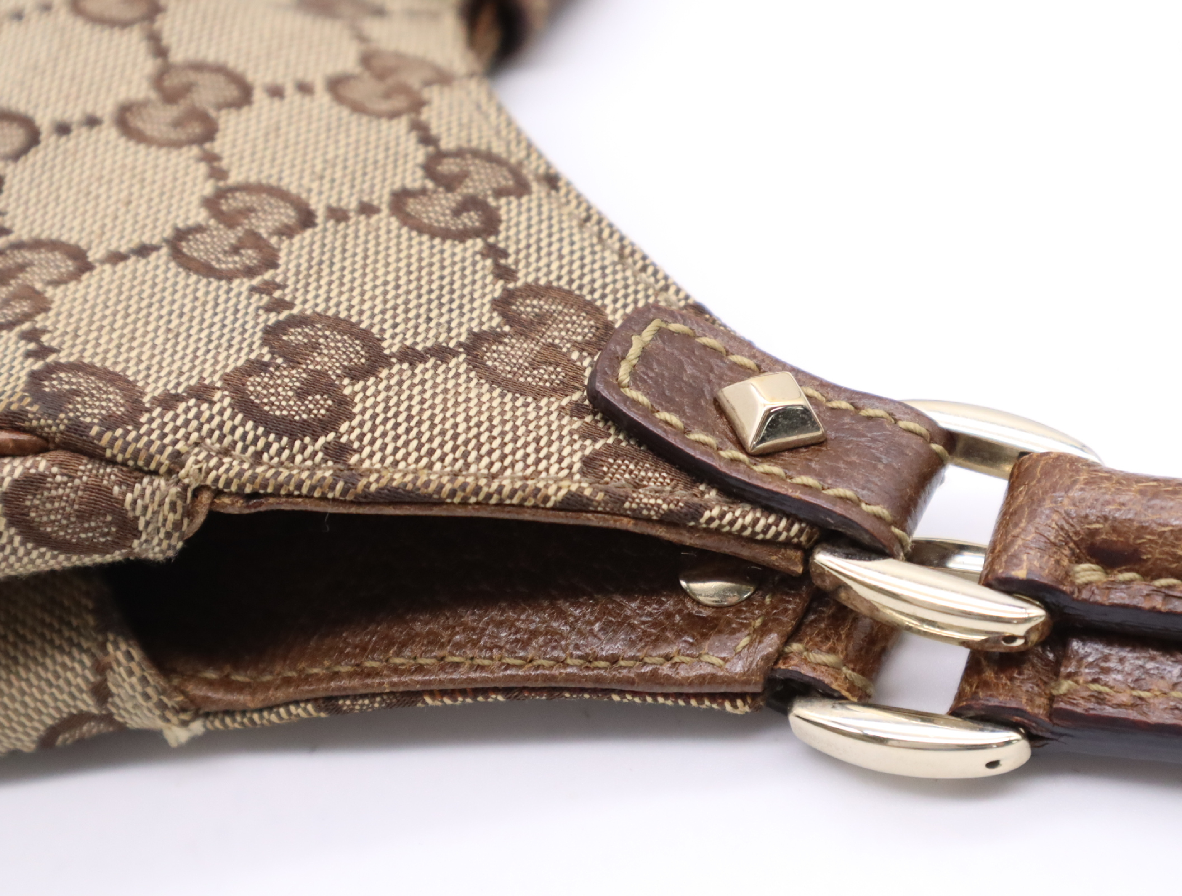 124409 Canvas x Leather GG Canvas Shoulder Bag Beige Gold Hardware Shoulder Bag — view 8