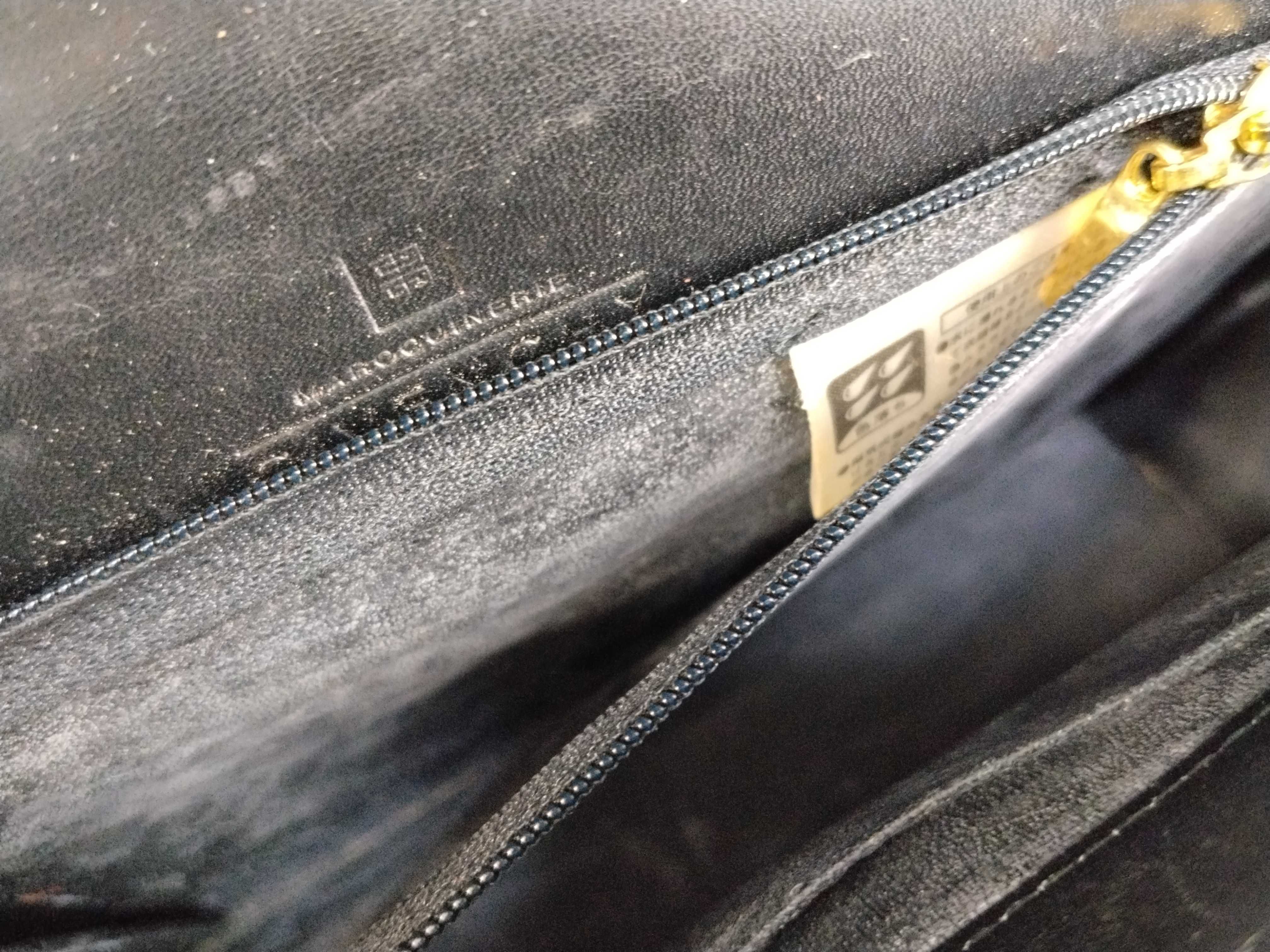handbag, logo, leather, black. — view 12