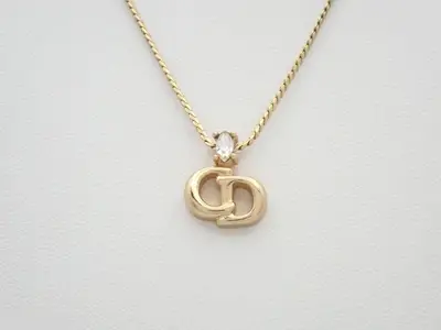 Other lines: Precious metals, necklaces, pendants, chain approximately 42cm
