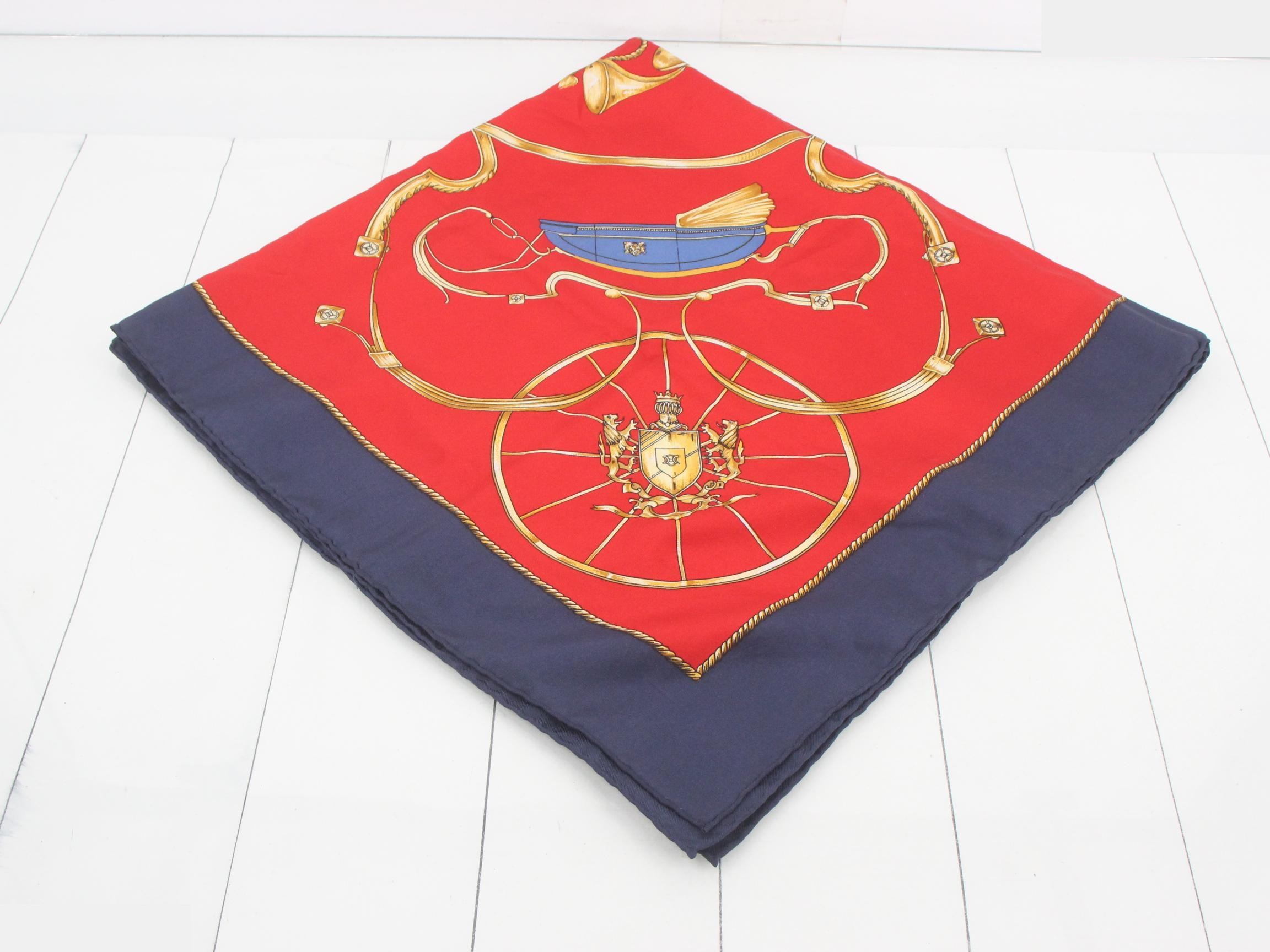 scarf — view 2