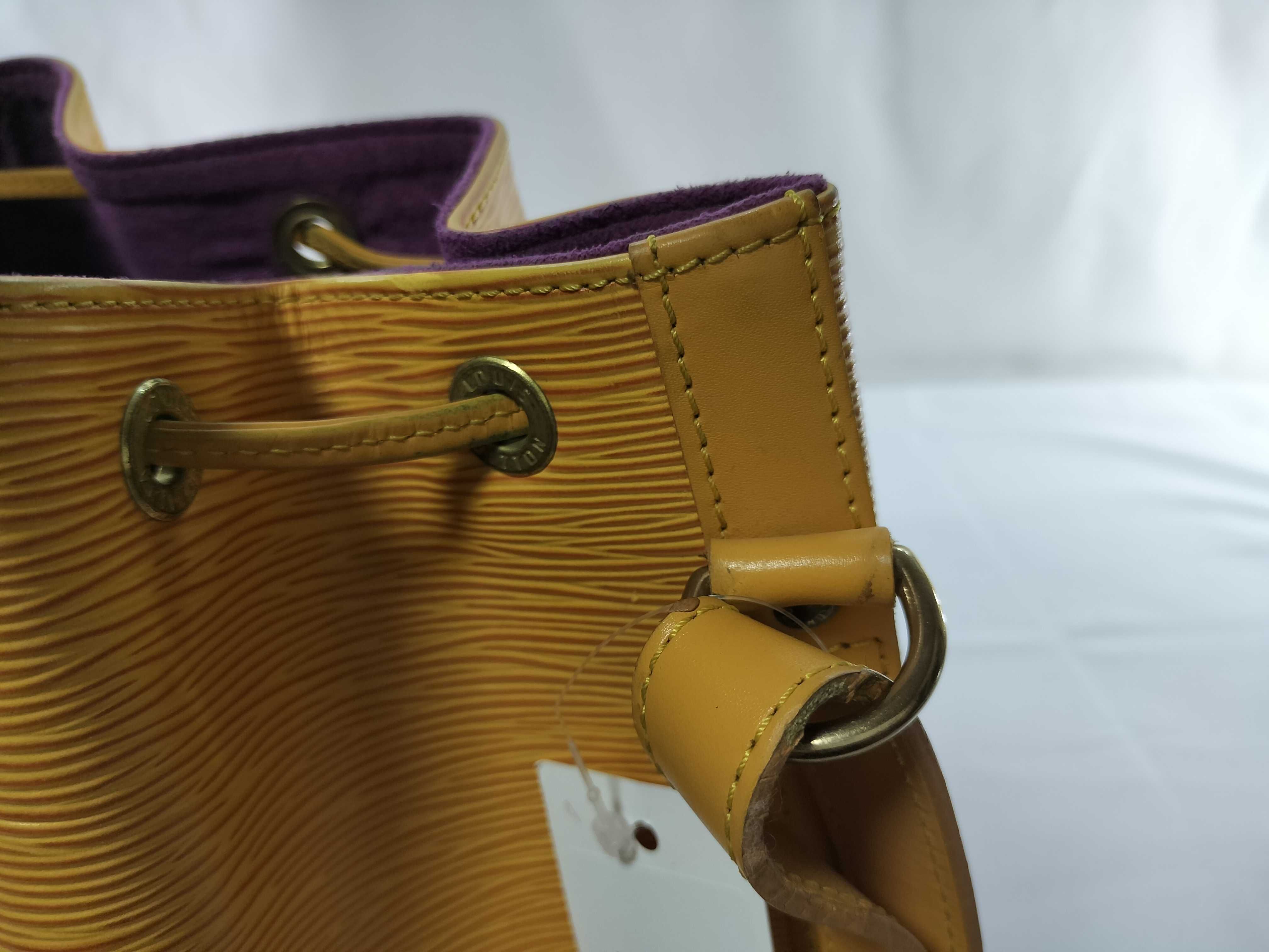 Epi Noe Yellow Shoulder Bag — view 11