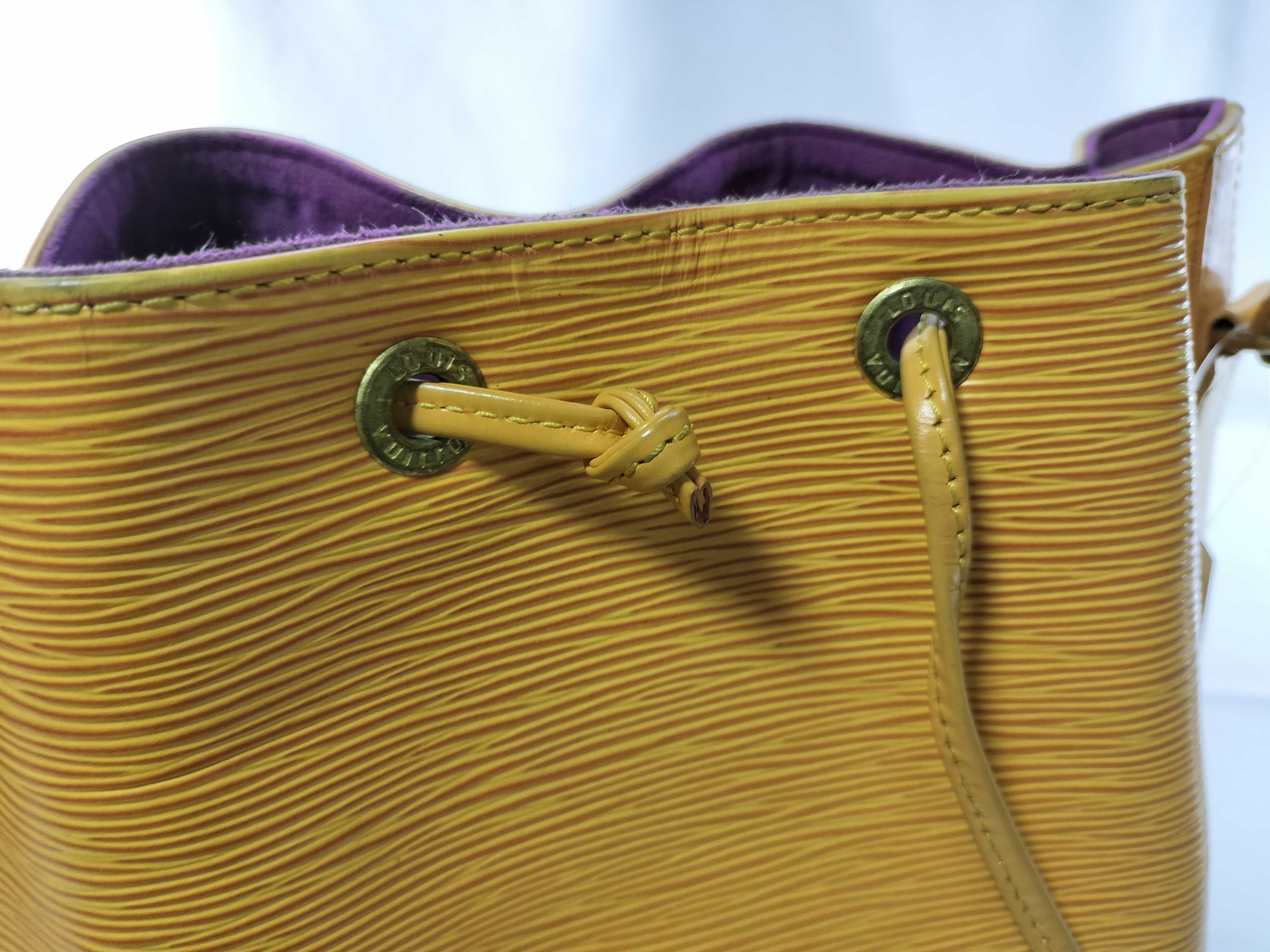 Epi Noe Yellow Shoulder Bag — view 12