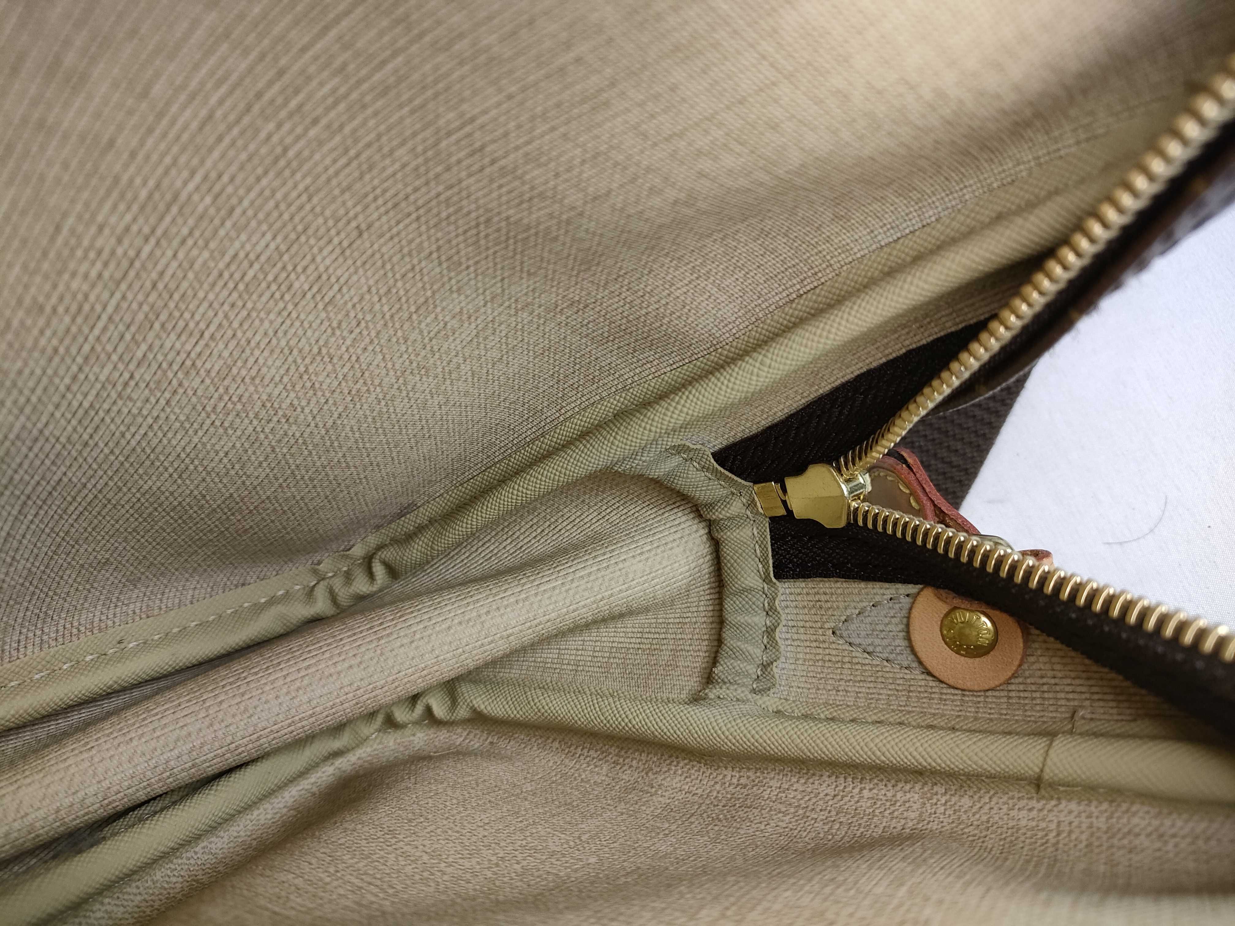 Monogram M45254 Reporter PM Shoulder Bag SP0055 Shoulder Bag — view 9
