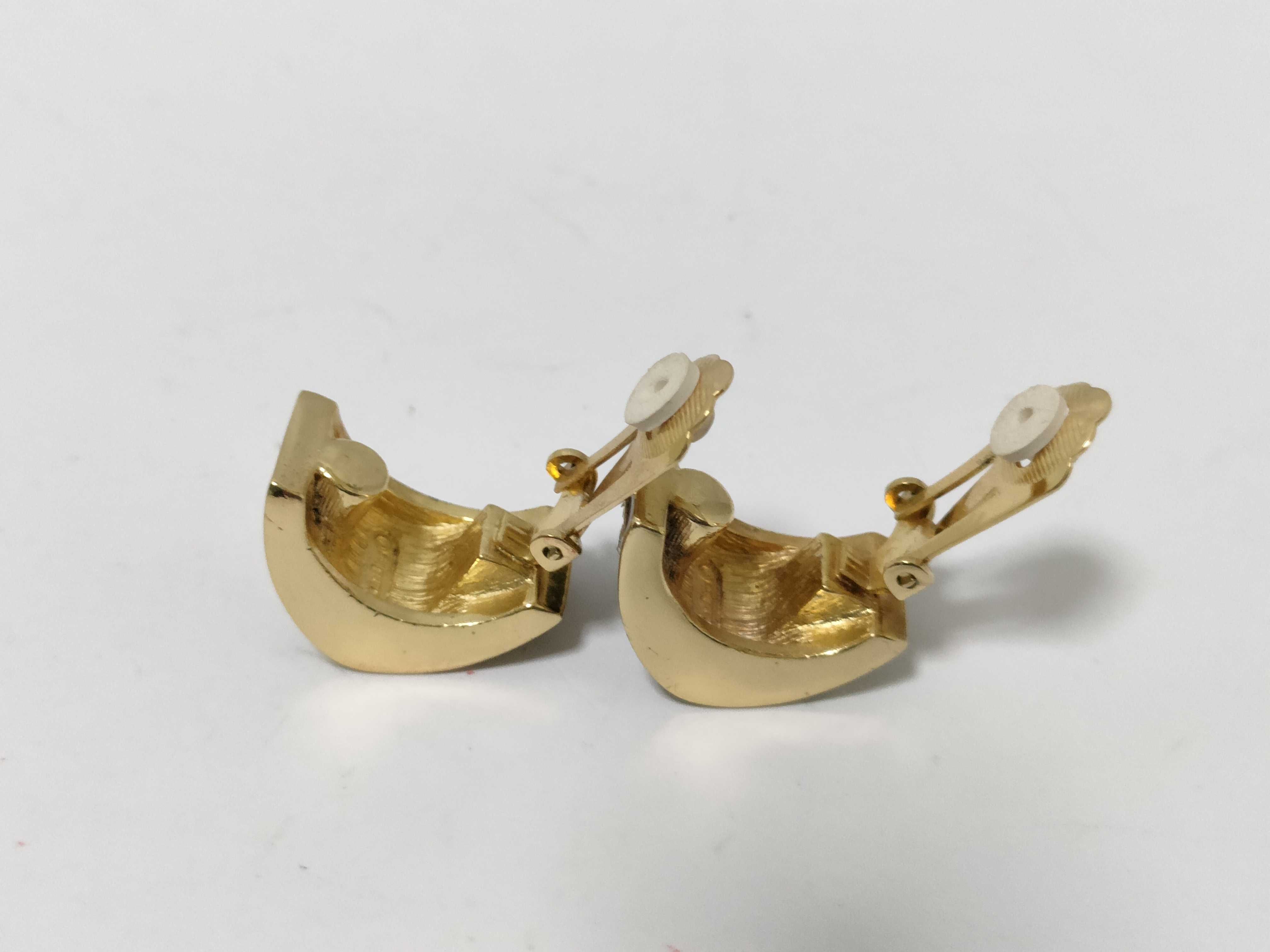 Earrings — view 4