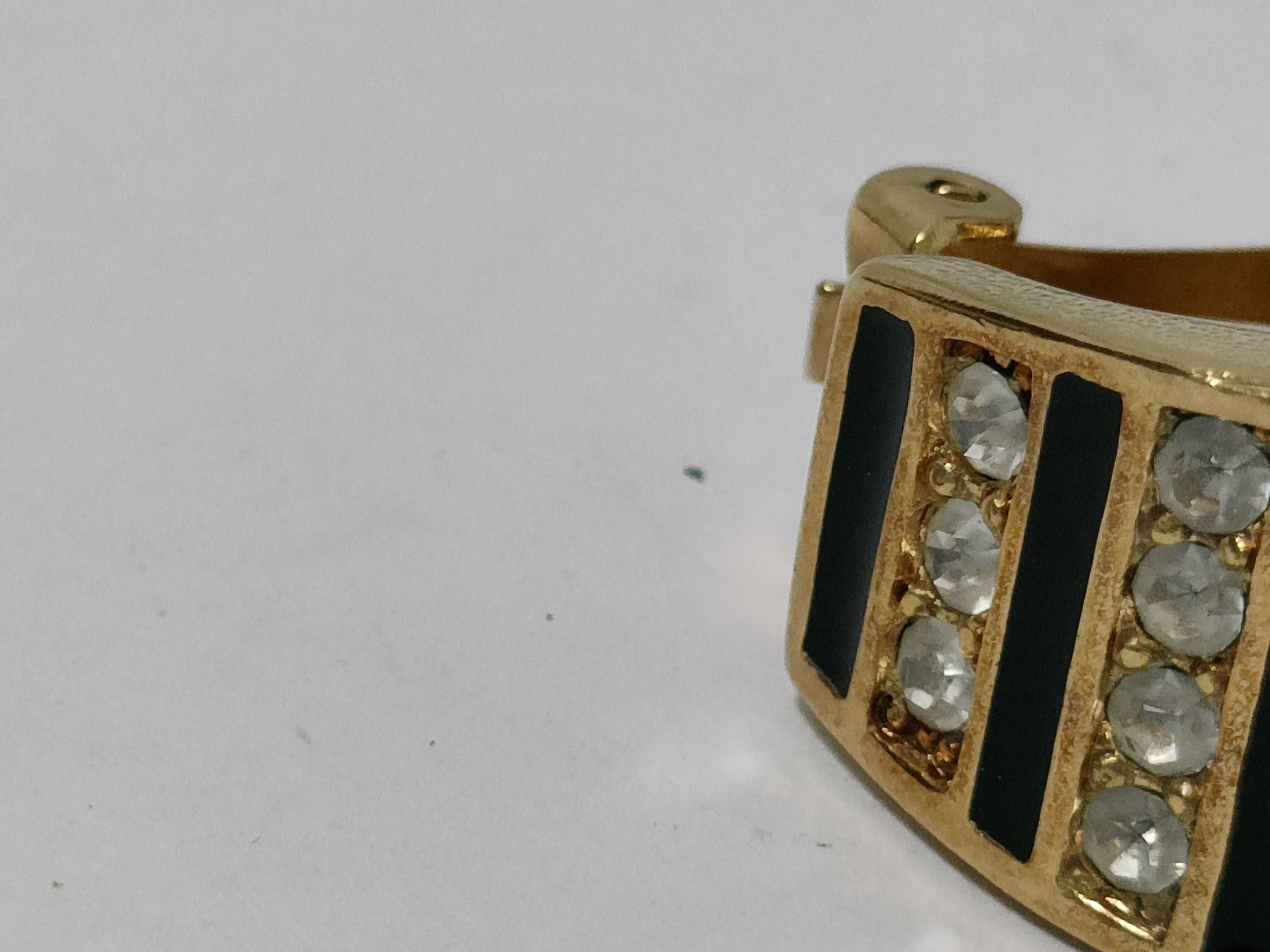 Earrings — view 10