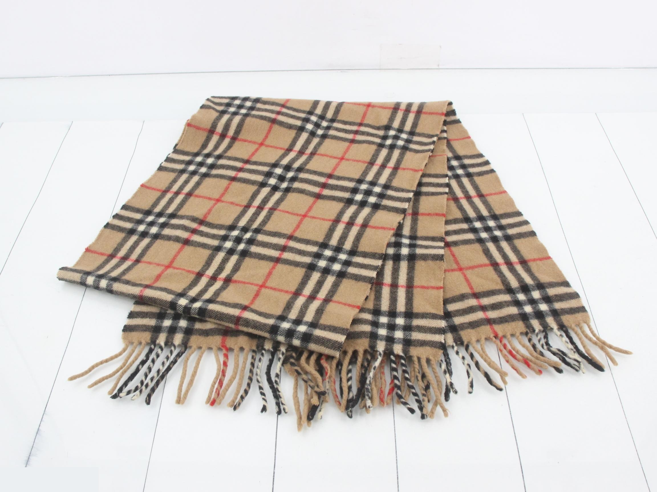 Other lines: Small items, accessories, and scarves — view 3