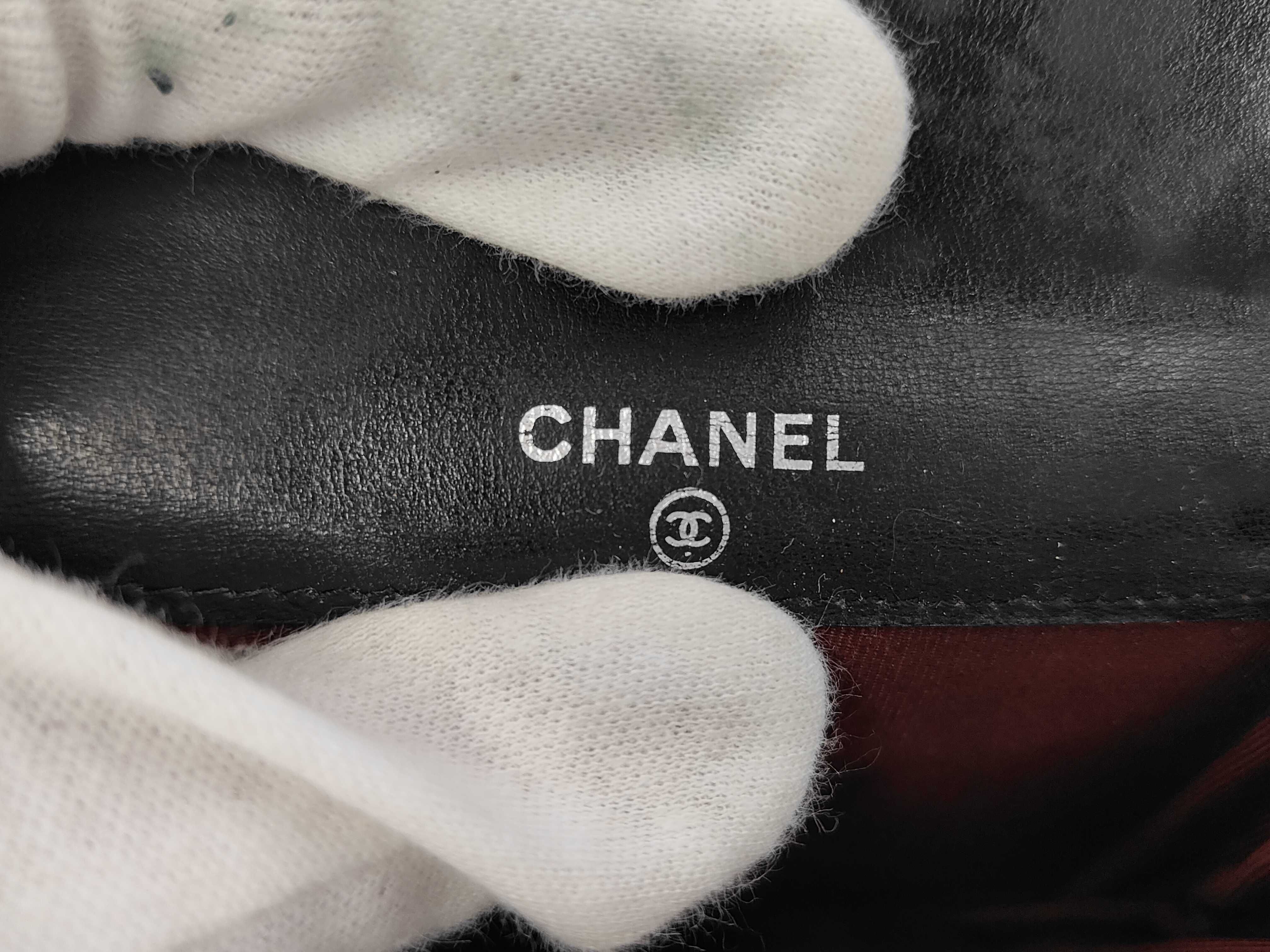 Black Lambskin Wallet (Serial Number 13) — view 5
