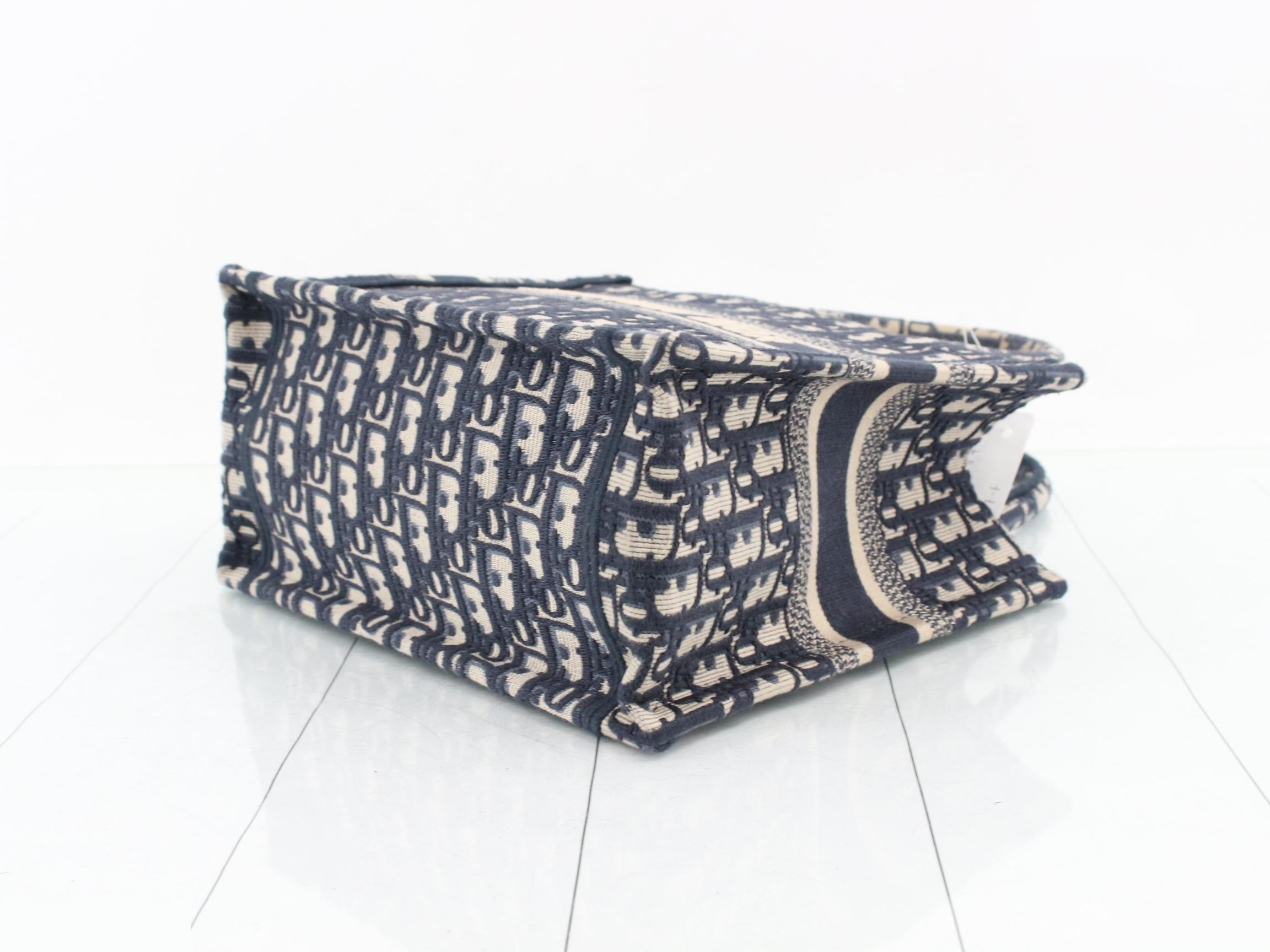 Book Tote Small Trotter — view 6