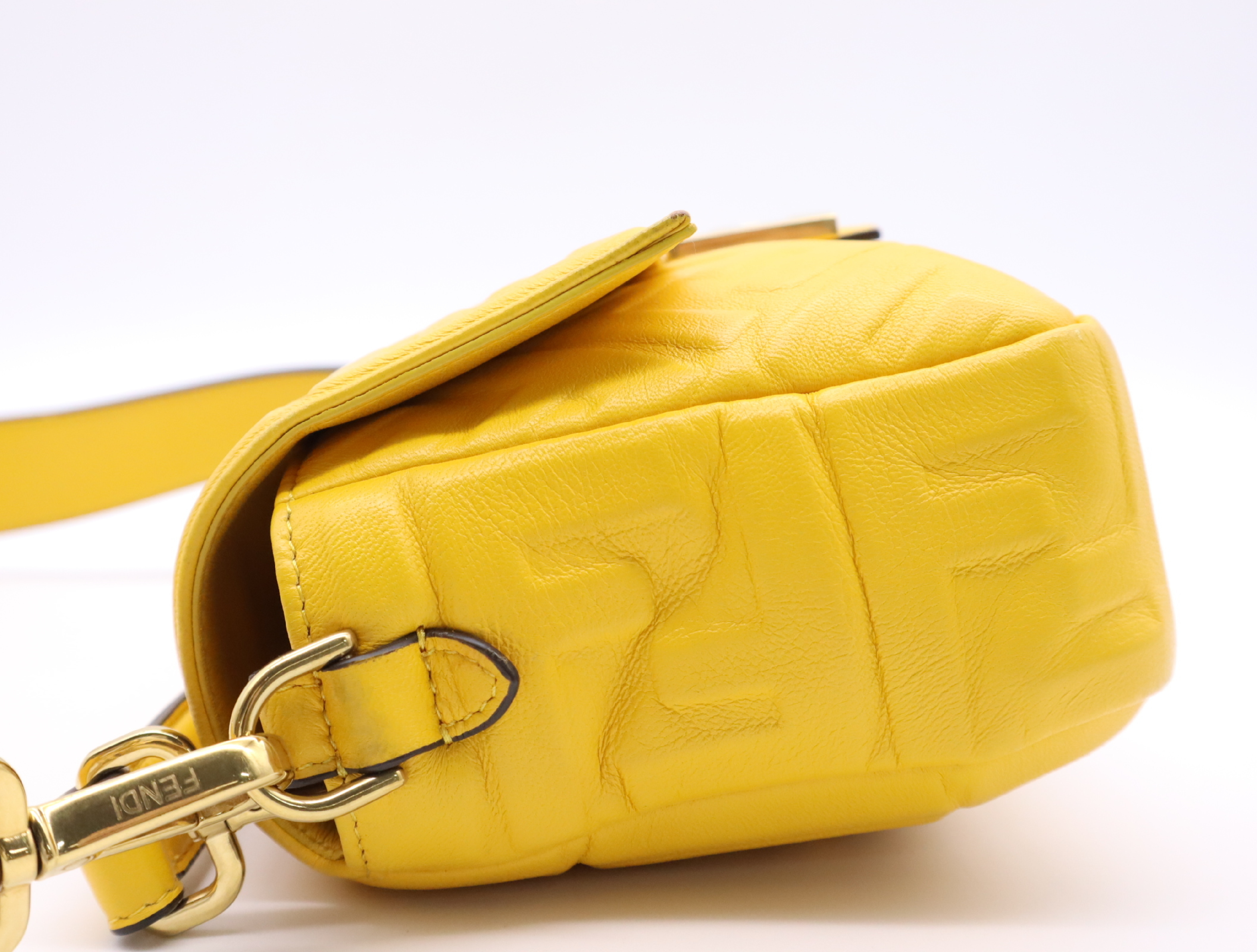 8BR600 Leather Zucca Mamma Bucket 2-way Handbag, Yellow, with Shoulder Strap and Dust Bag. — view 3