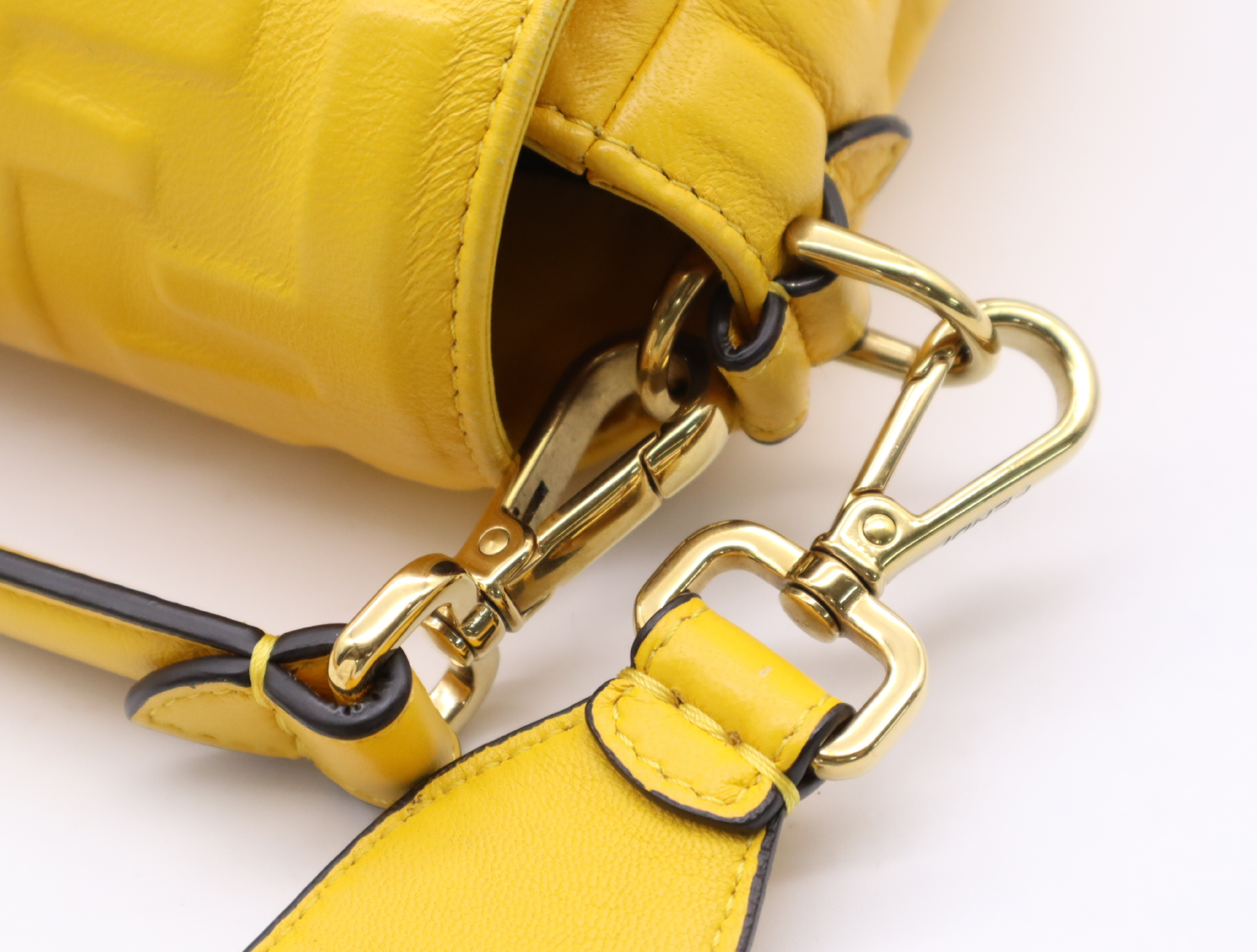 8BR600 Leather Zucca Mamma Bucket 2-way Handbag, Yellow, with Shoulder Strap and Dust Bag. — view 9