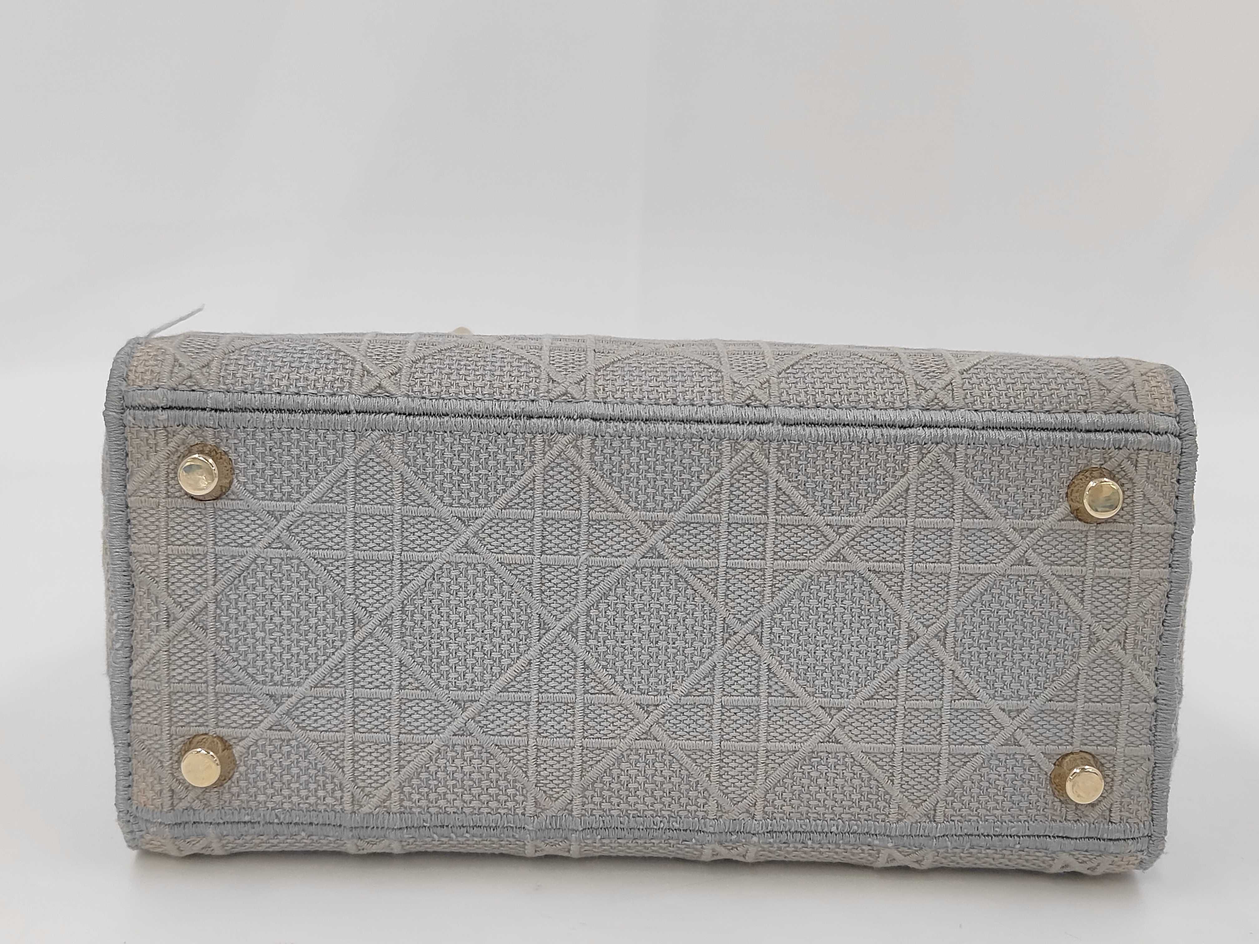 Cannage Lady D Light Medium Lady Dior 2-way Handbag — view 4
