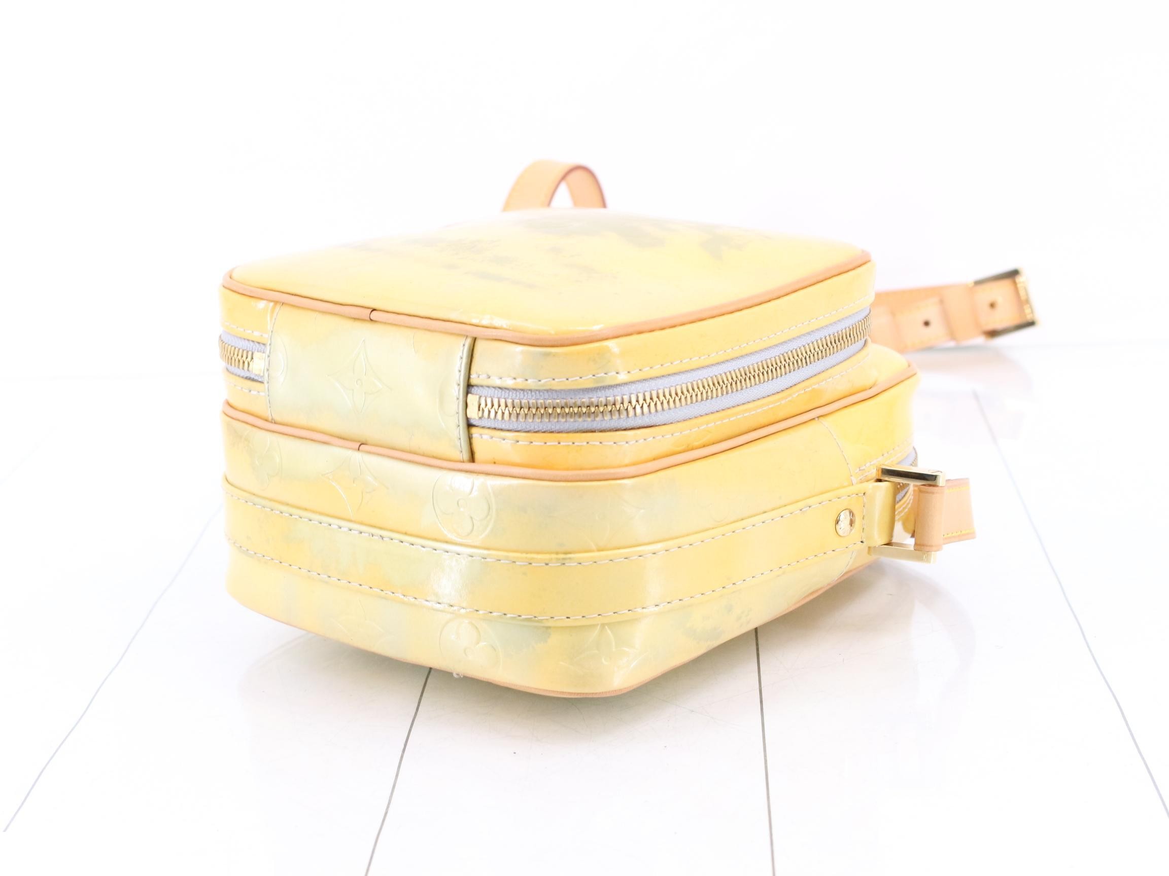 Vernis Shoulder Bag — view 6