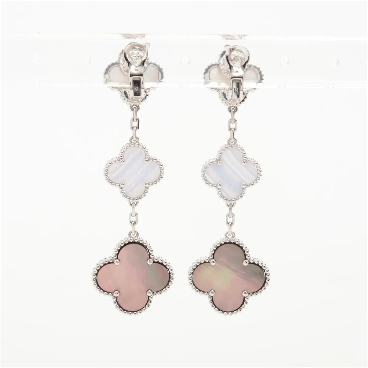 Magic Alhambra Shell Chalcedony Earrings, 750 (WG), 19.0g, JE828880. — view 2