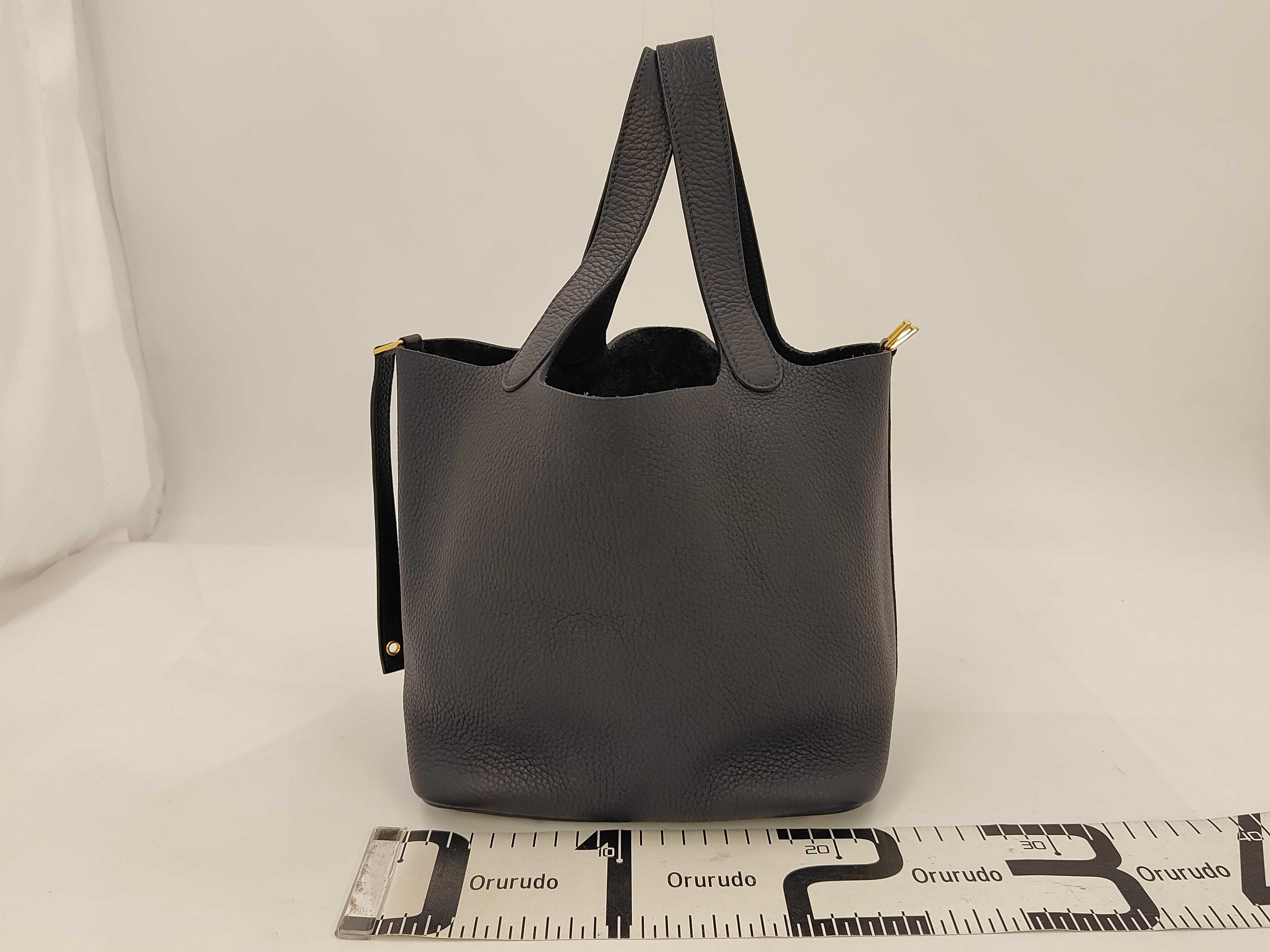 Taurillon Clemence Picotin MM U-stamp Navy Handbag — view 2