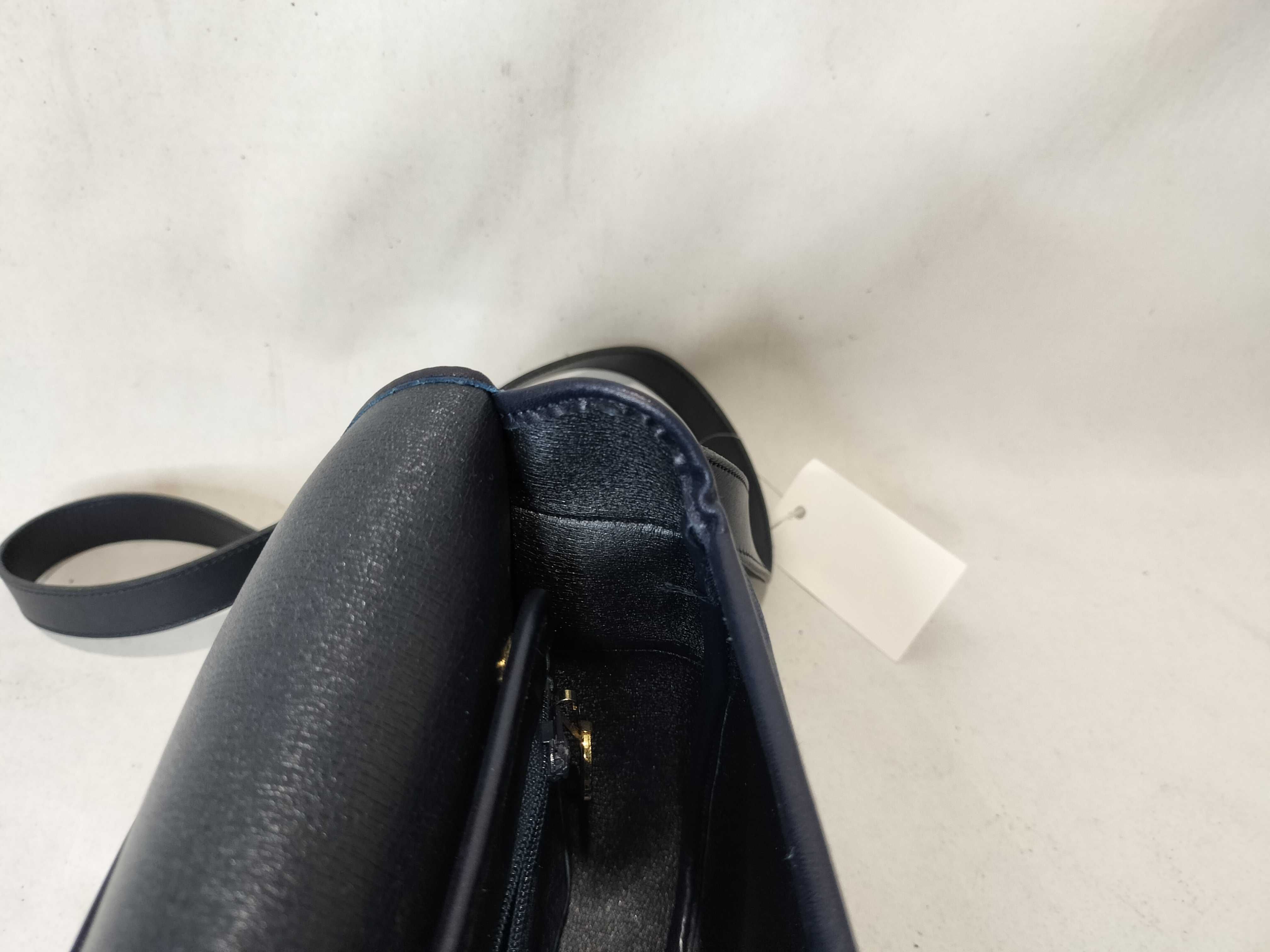 Trotter Canvas Shoulder Bag — view 13
