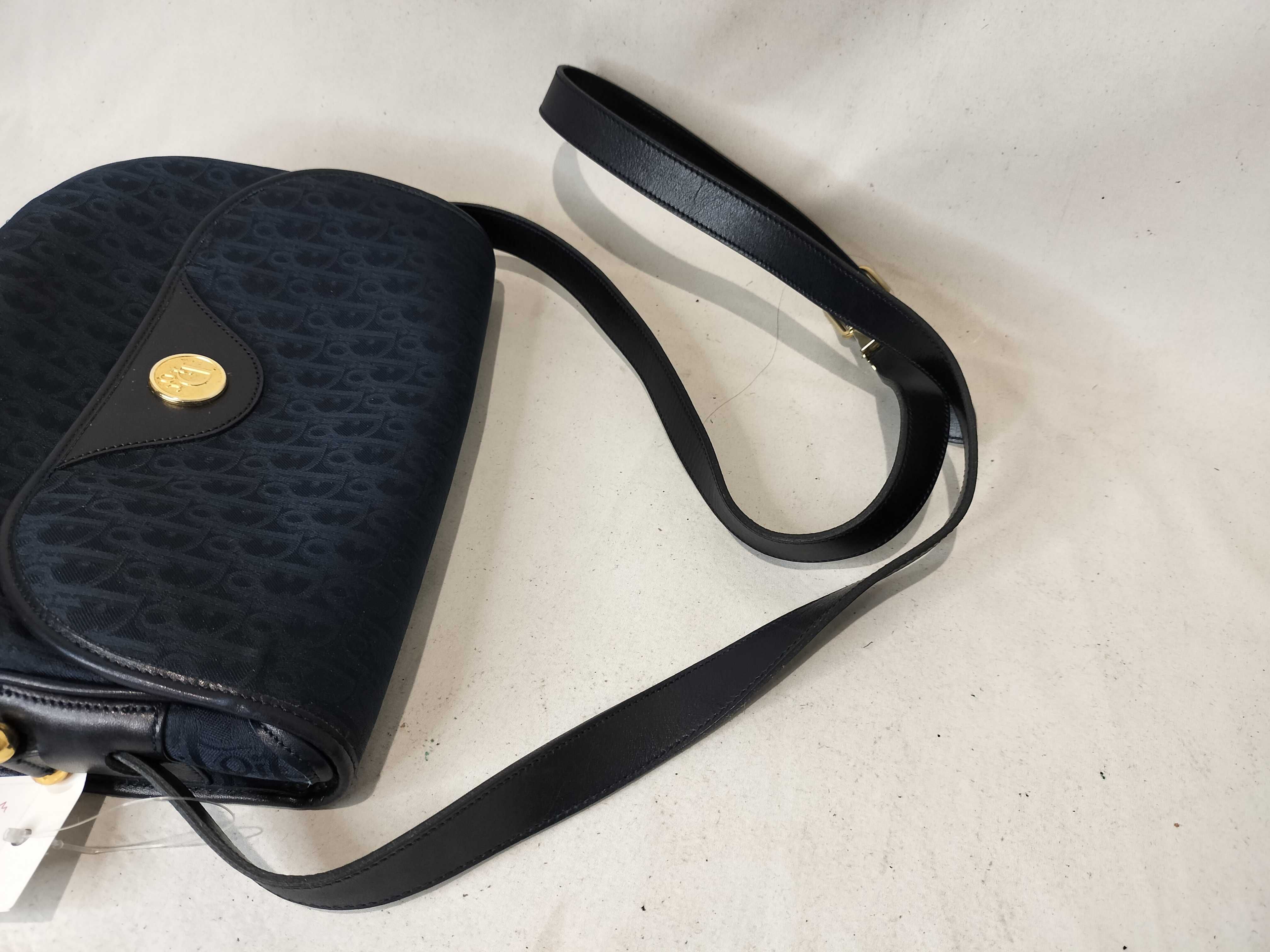 Trotter Canvas Shoulder Bag — view 4