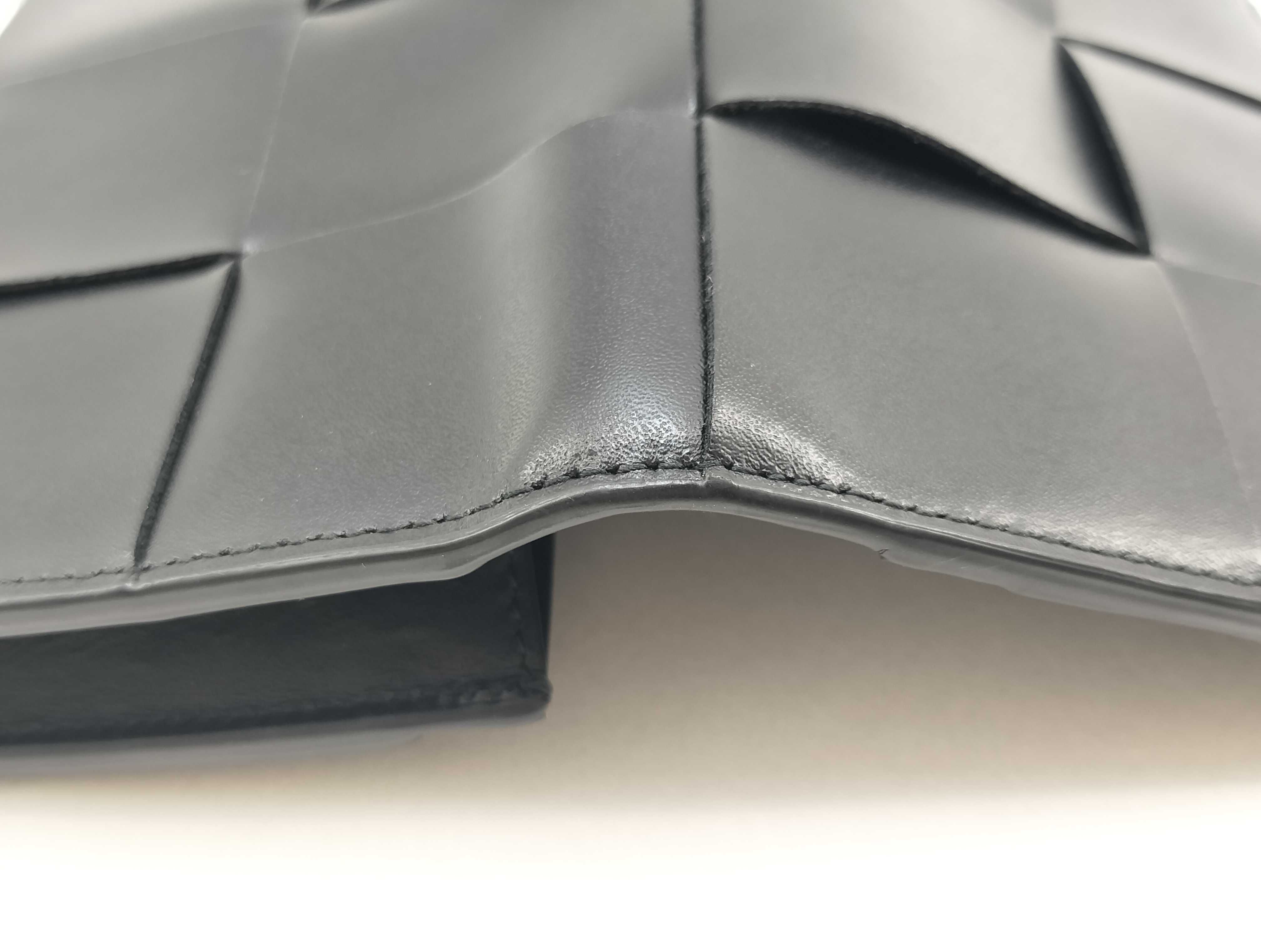 Maxi Intrecciato Black Leather Billfold — view 14