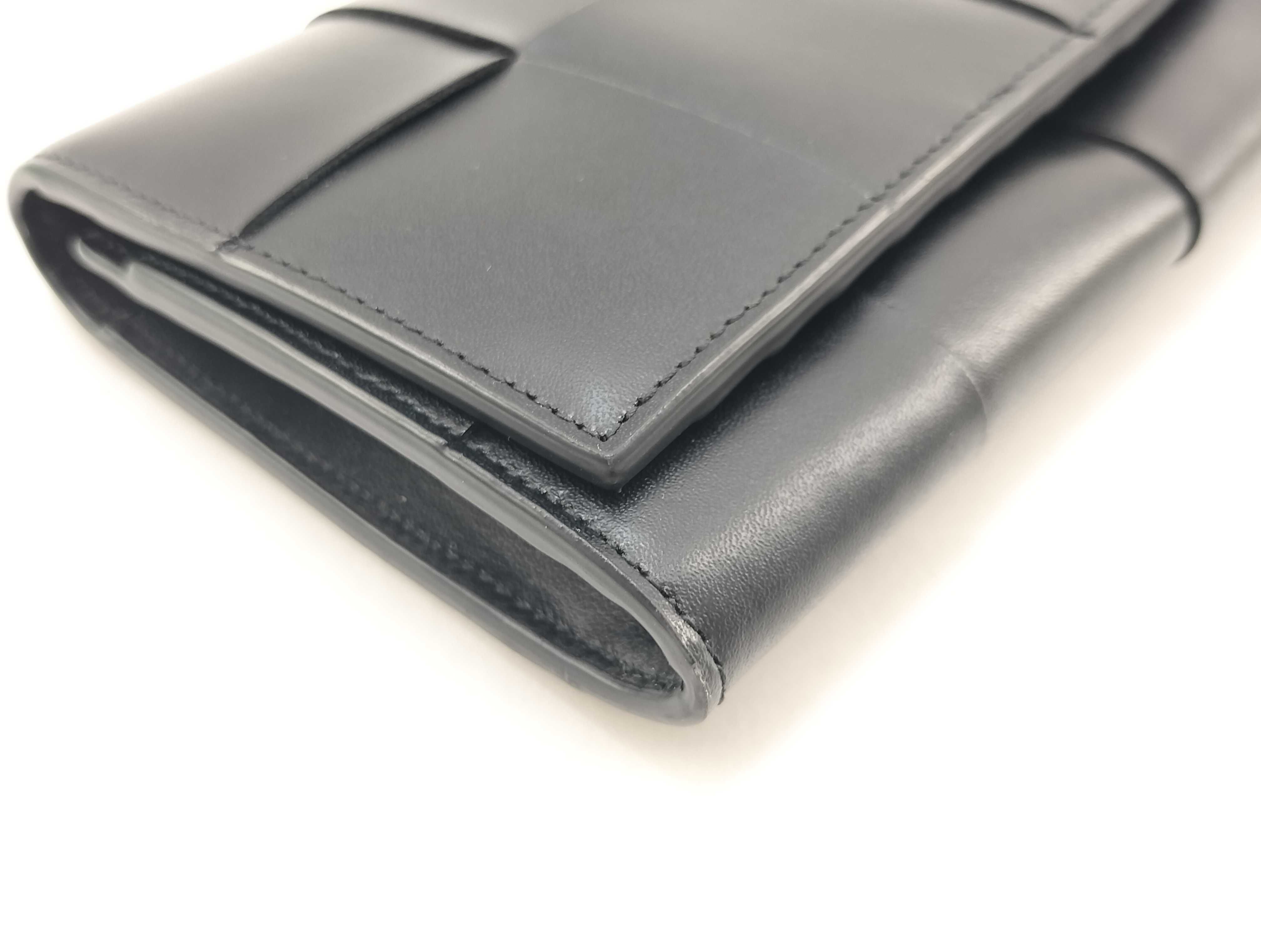 Maxi Intrecciato Black Leather Billfold — view 6