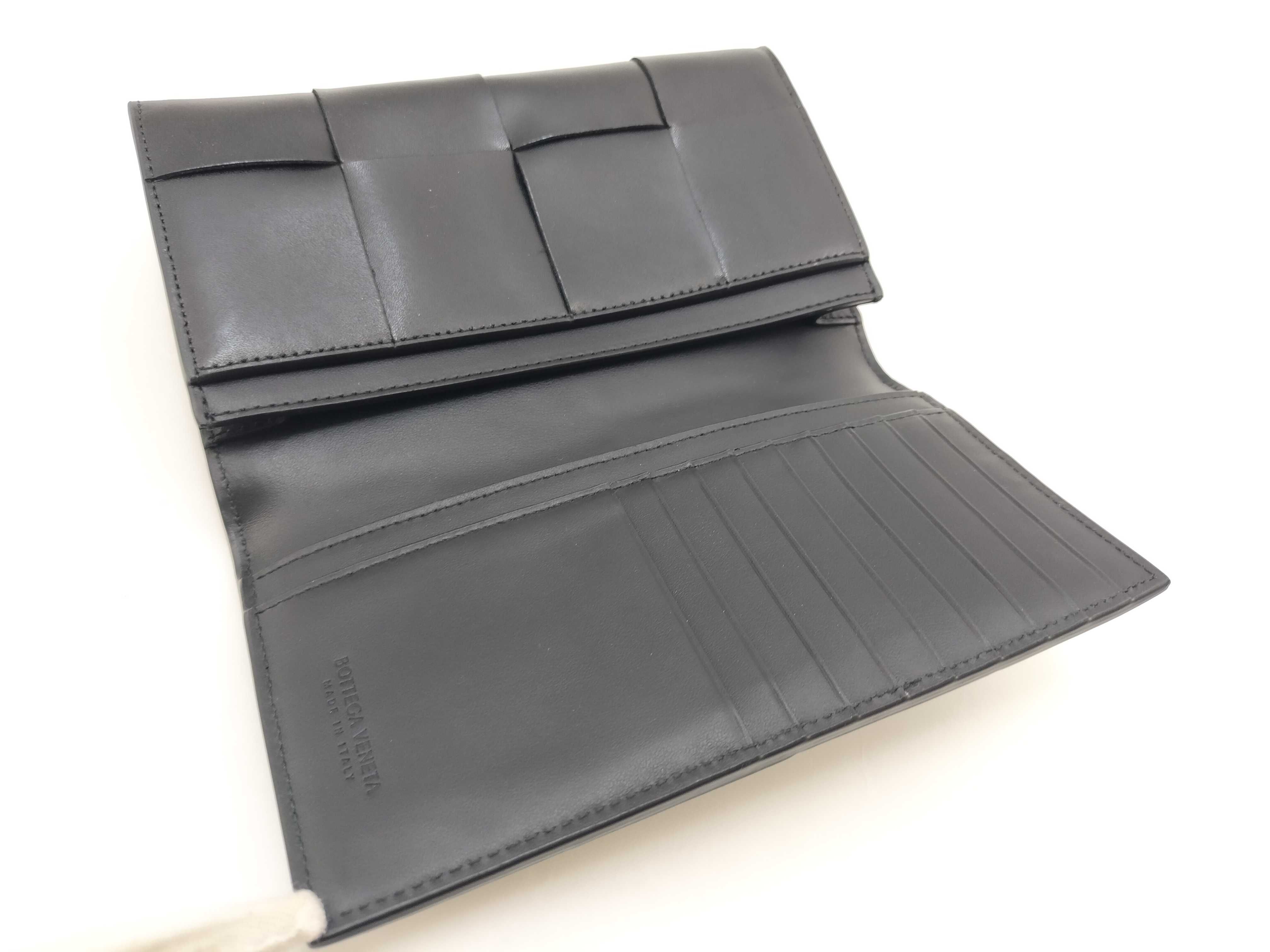 Maxi Intrecciato Black Leather Billfold — view 8