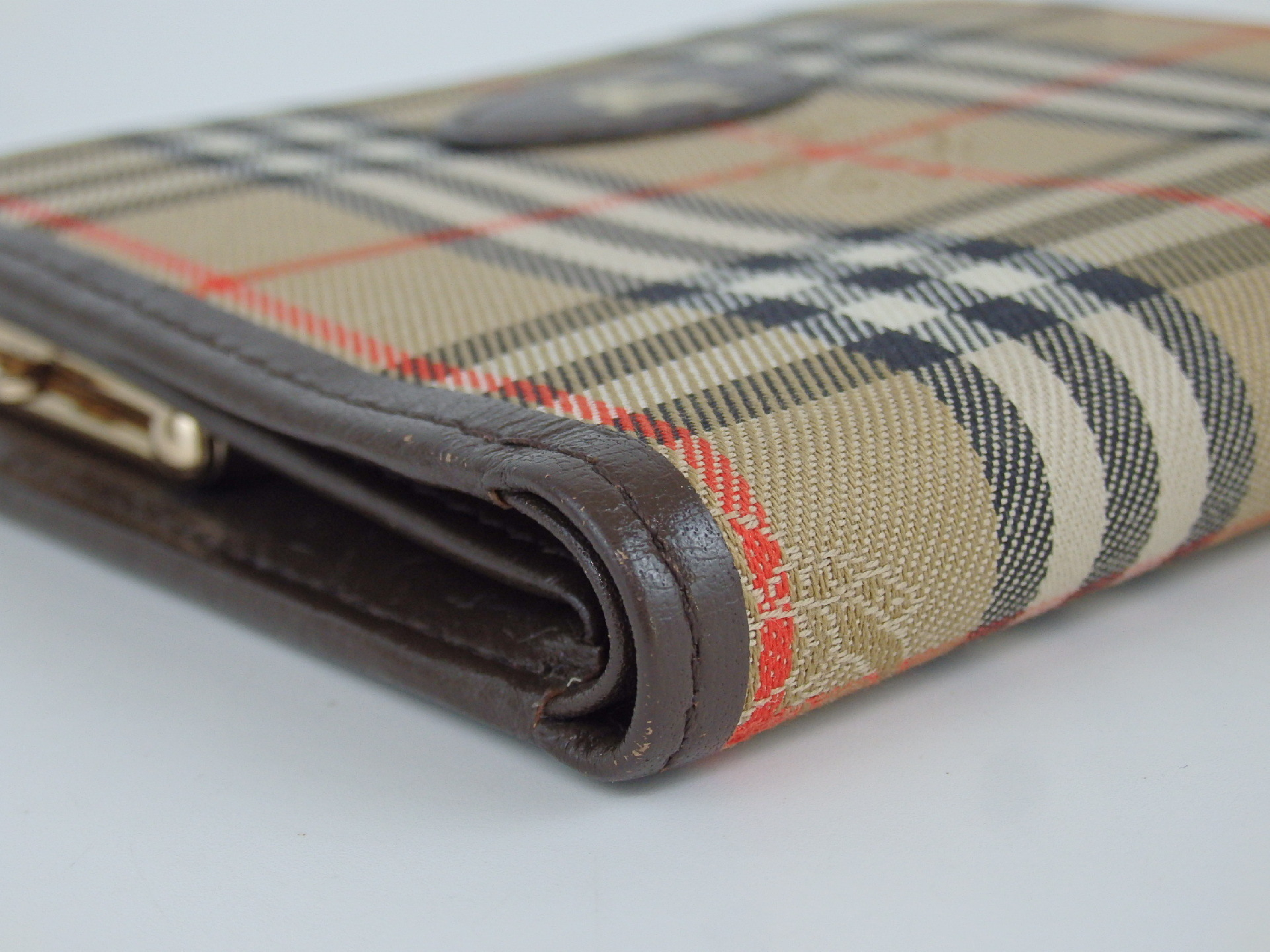 bi-fold wallet — view 3