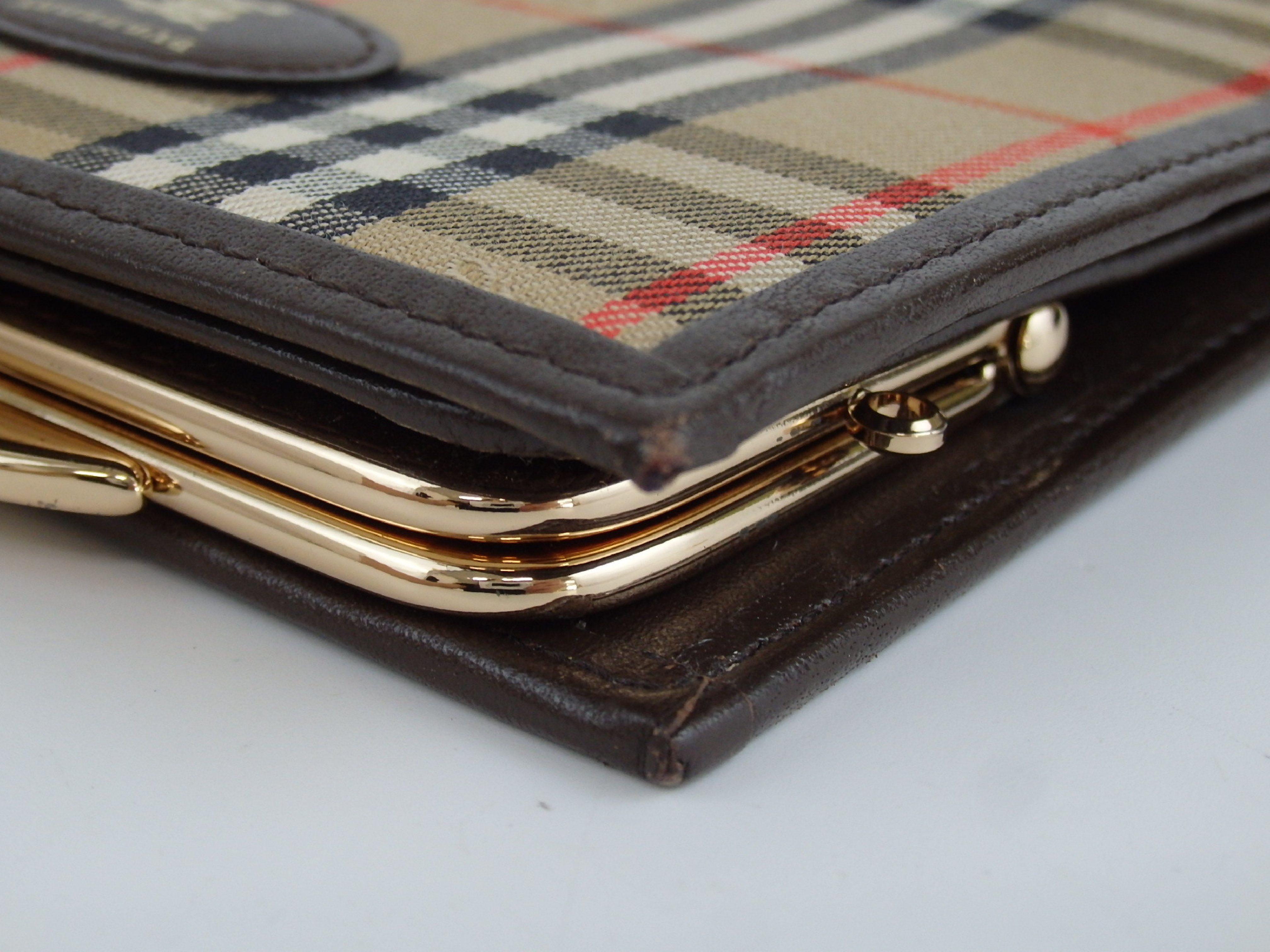 bi-fold wallet — view 6