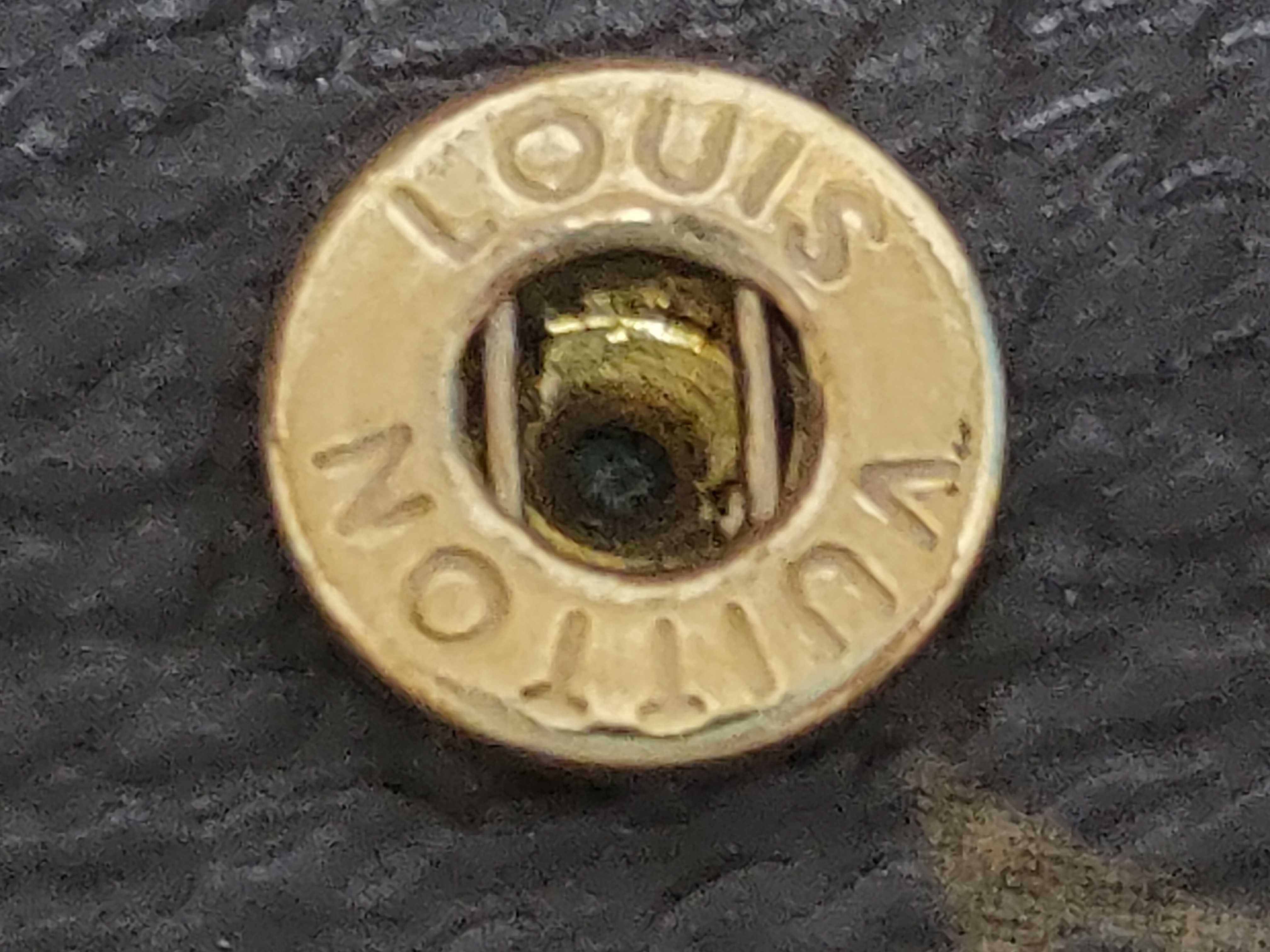 Monogram M61930 Portemonnaie Plat Coin Case — view 11