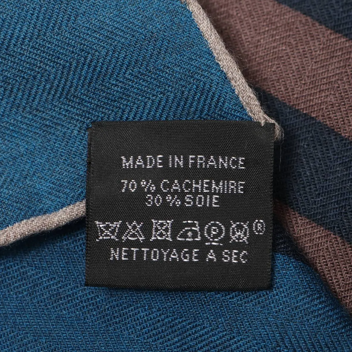 Carre H100 BRIDES DE GALA PIXEL scarf, cashmere x silk, navy. Shows signs of wear, including snags, — view 7