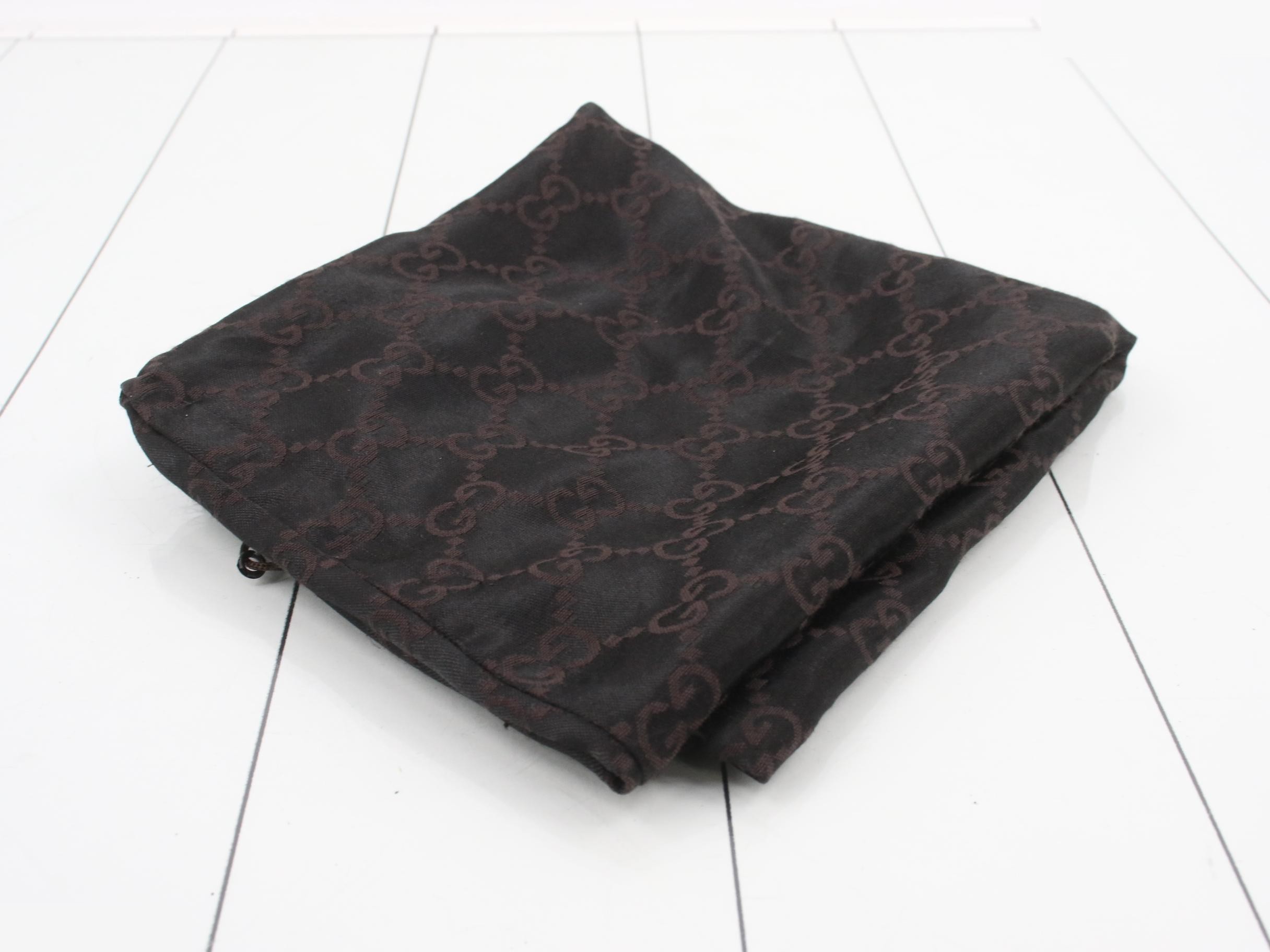 GG Supreme Shoulder Bag — view 7
