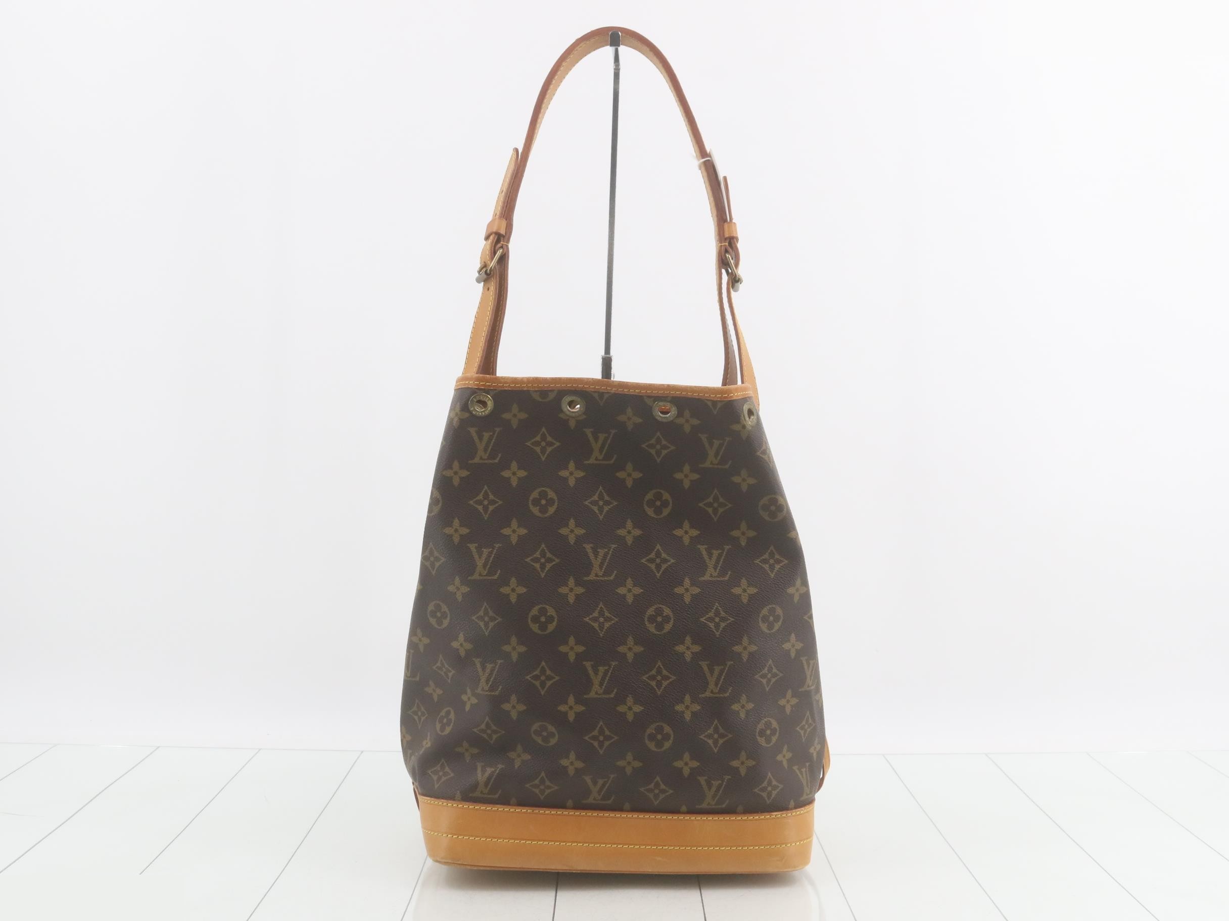 Monogram Noé Shoulder Bag