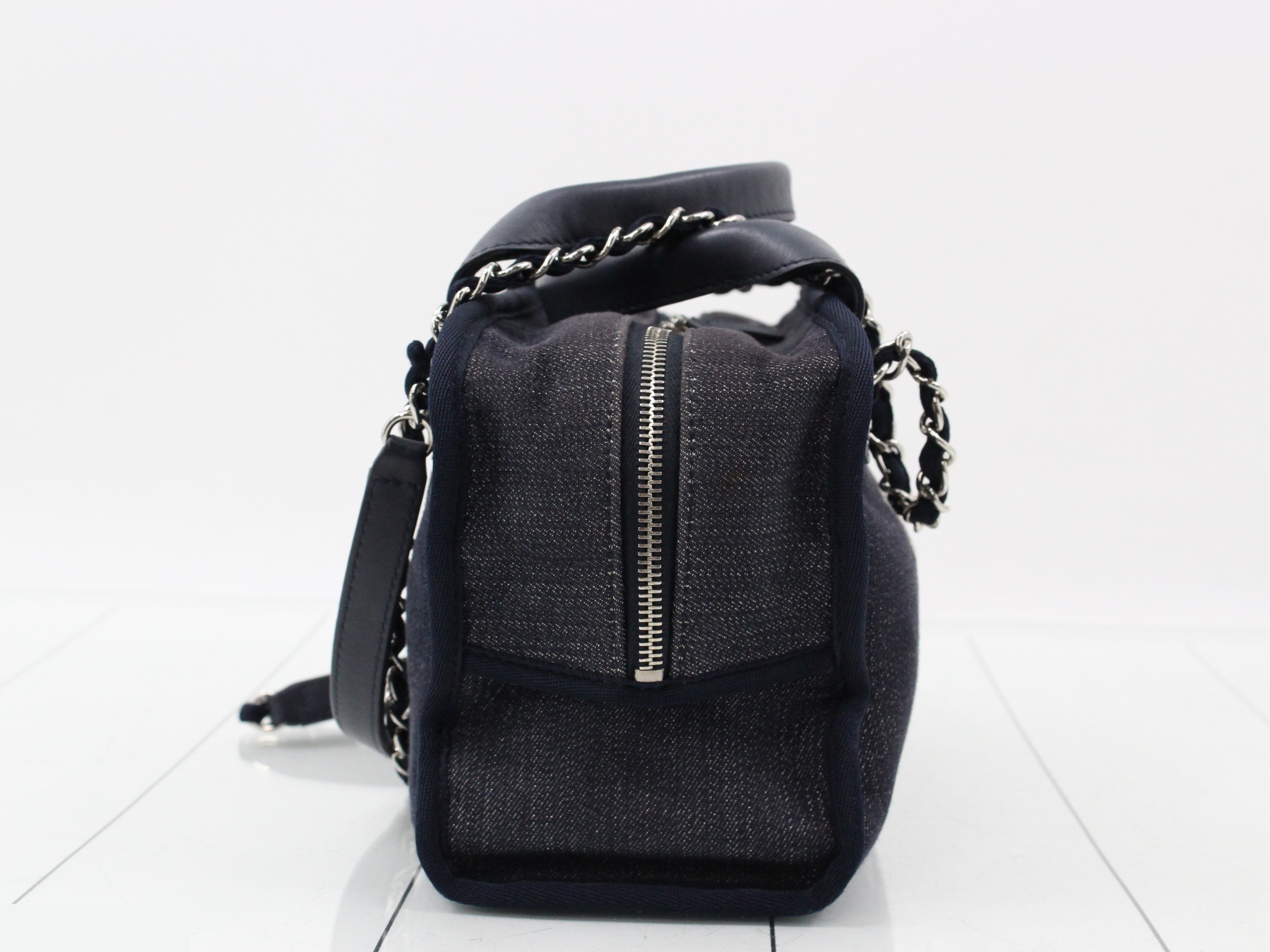 Deauville 2-Way Chain Shoulder Bag (Bowling Bag) — view 4