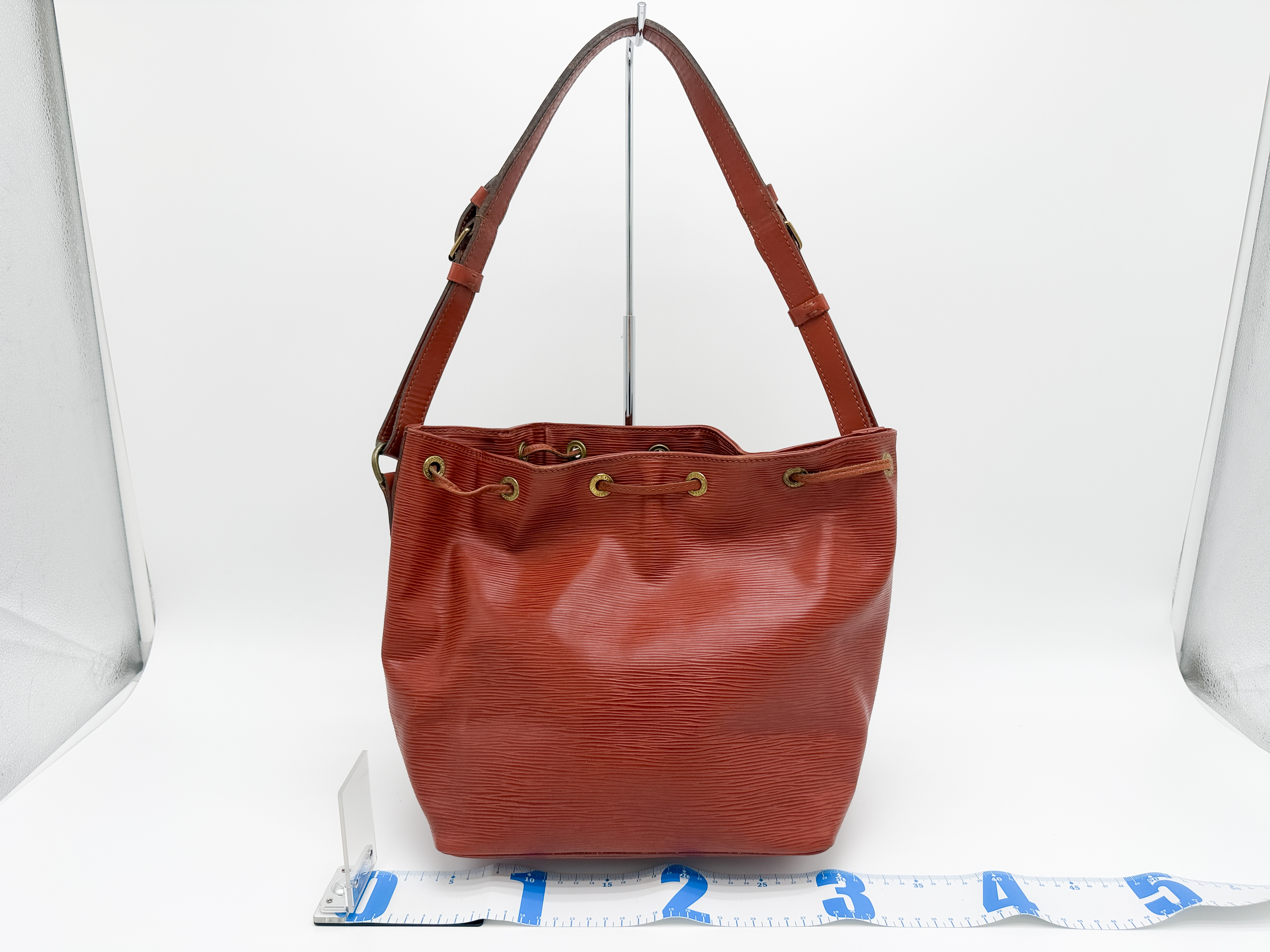 Epi M44103 Petit Noé Kenya Brown Shoulder Bag — view 2