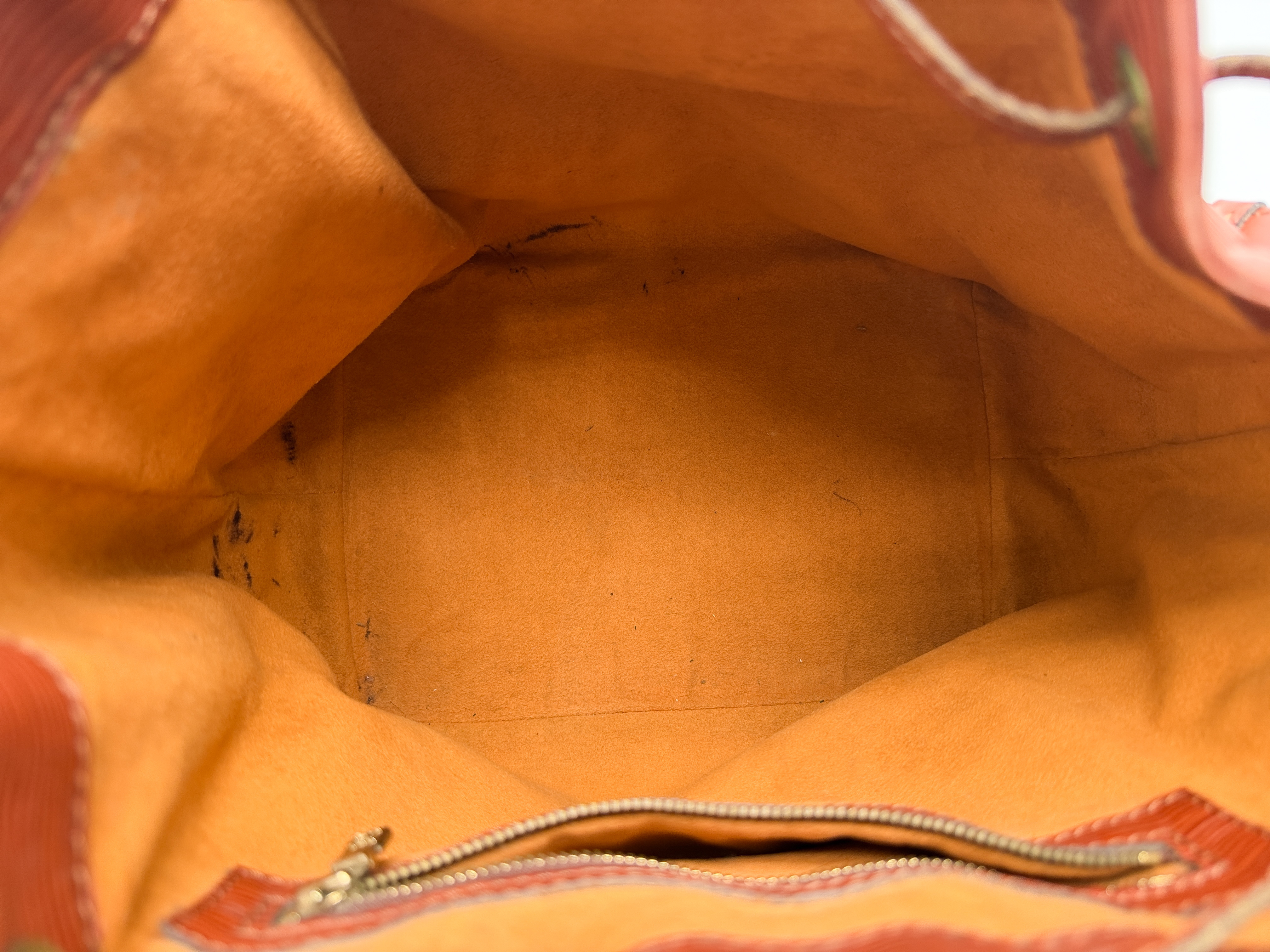 Epi M44103 Petit Noé Kenya Brown Shoulder Bag — view 12
