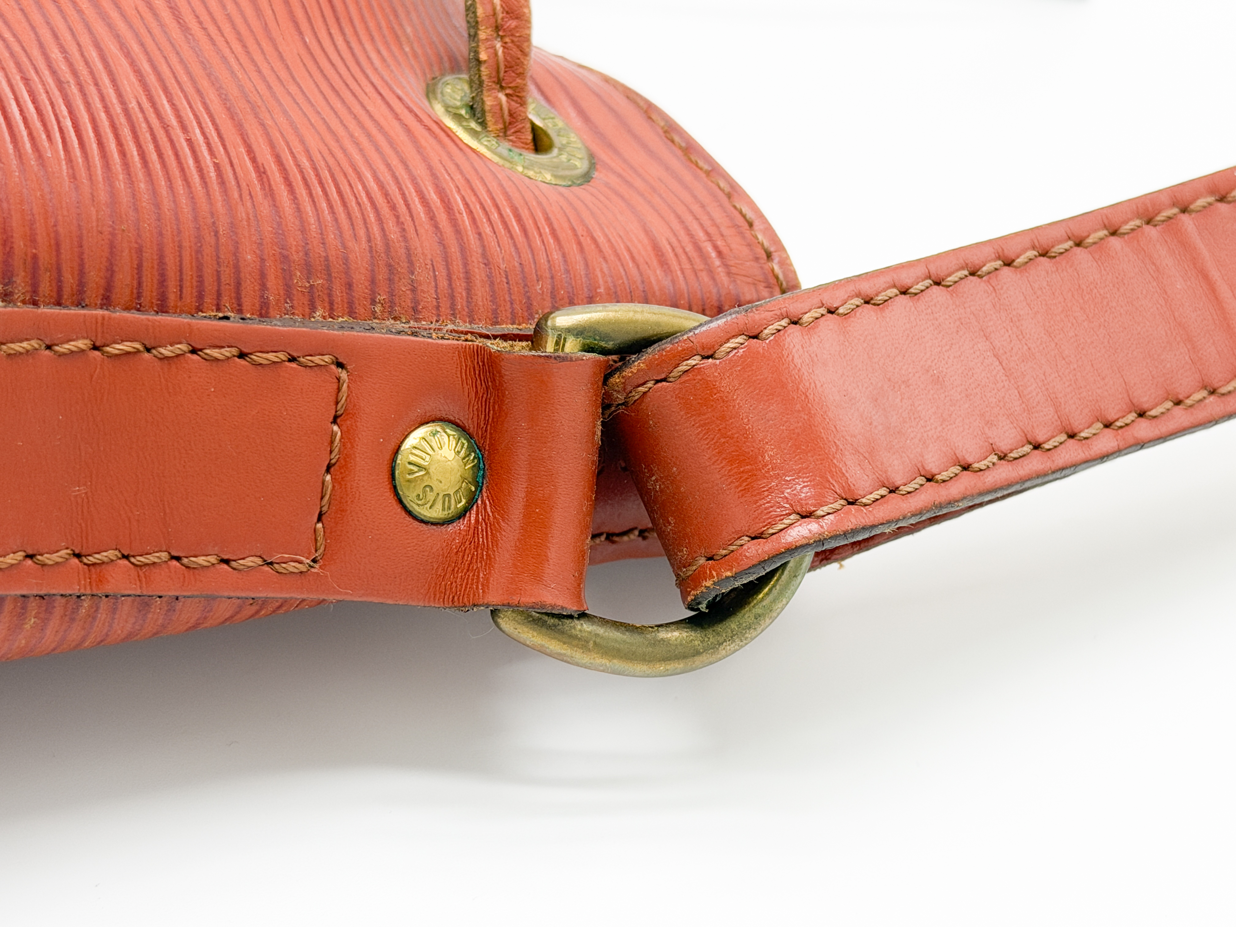 Epi M44103 Petit Noé Kenya Brown Shoulder Bag — view 6