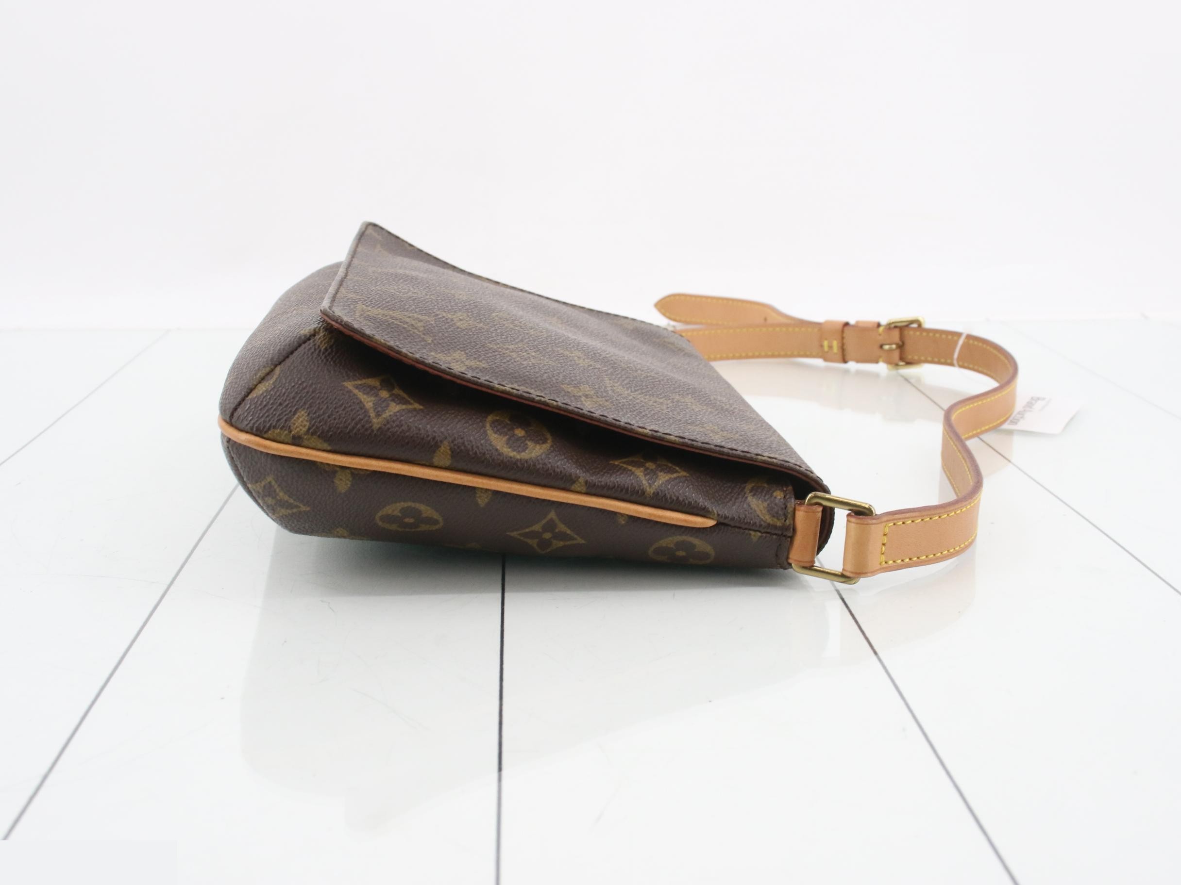Musette Tango Short Shoulder — view 3