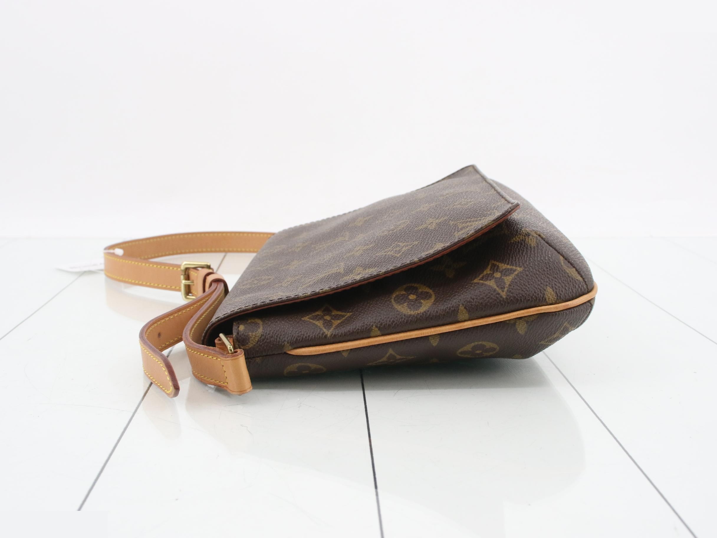 Musette Tango Short Shoulder — view 4