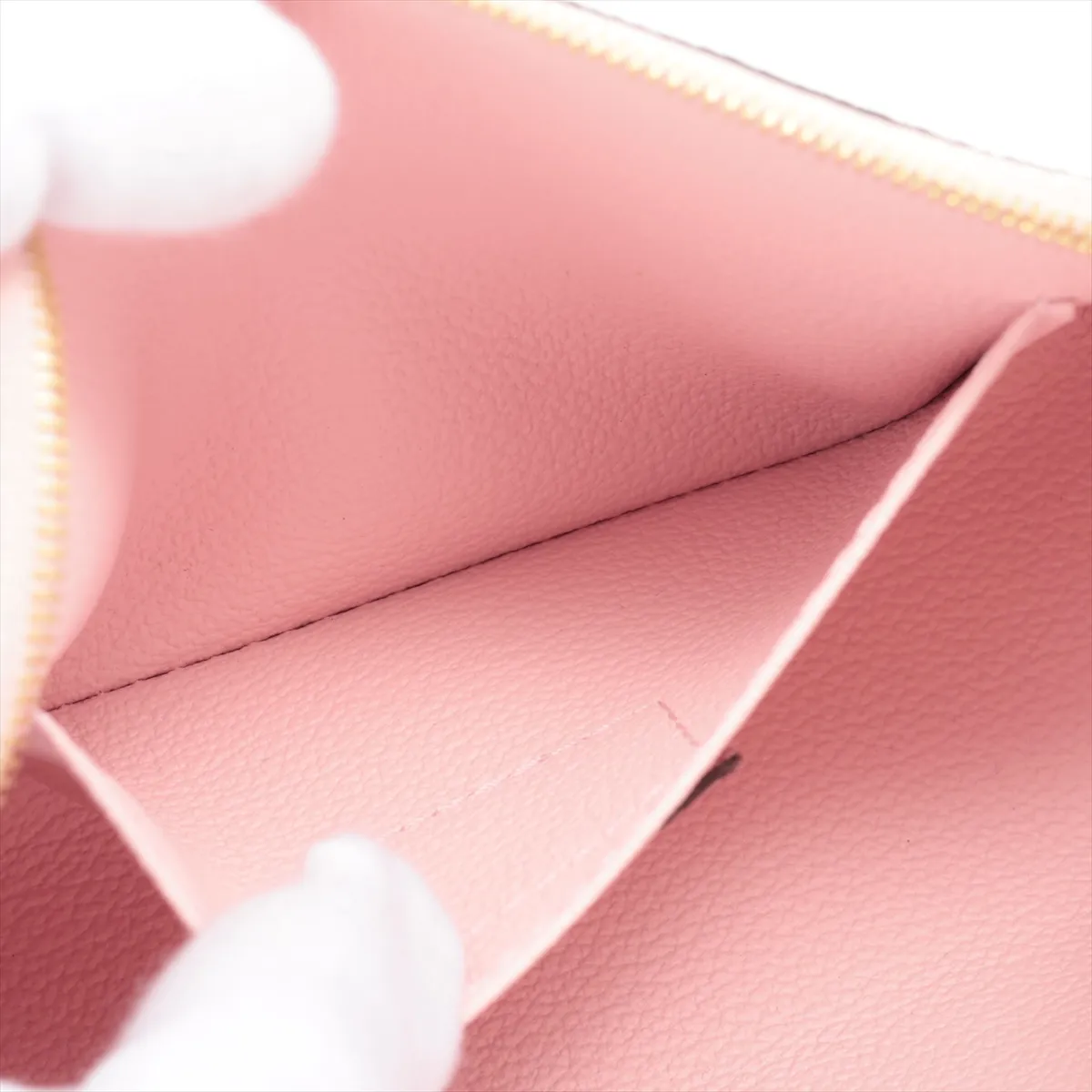 Monogram Empreinte Cosmetic Pochette M80502 Pink Pouch (RFID detected) — view 4