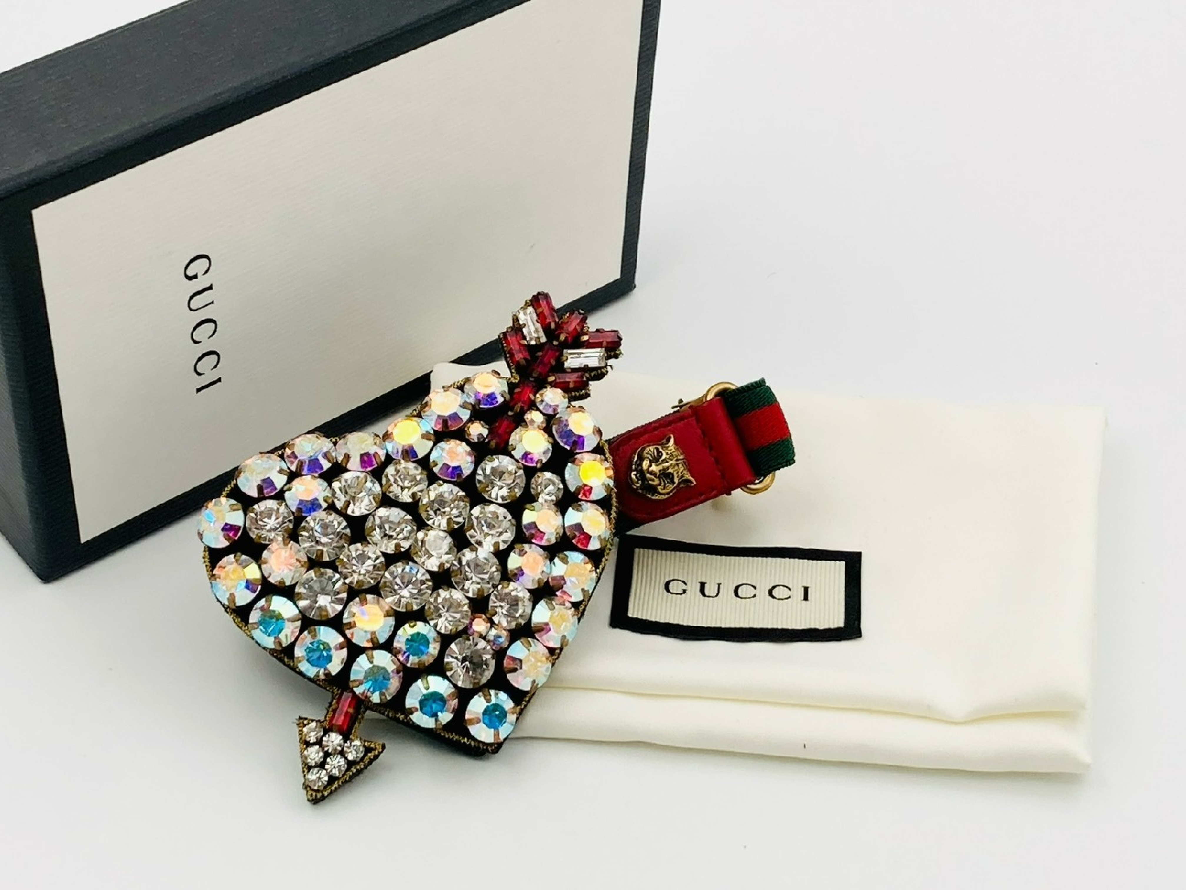 Pierced Heart Bijou Rhinestone Cat Head Sherry Line Bracelet Bracelet/Bangle — view 4
