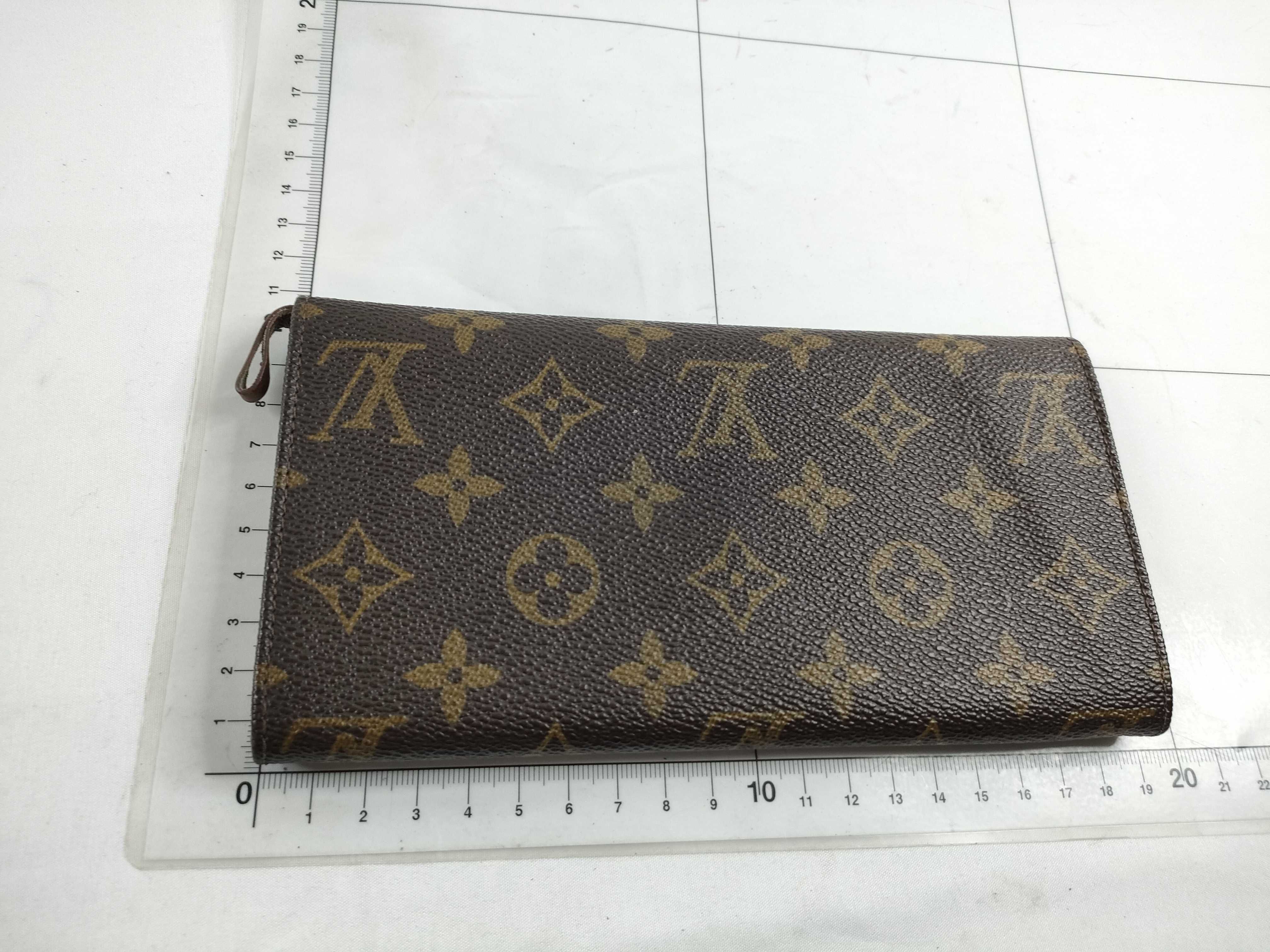 Monogram Louis Vuitton Monogram Long Wallet — view 2