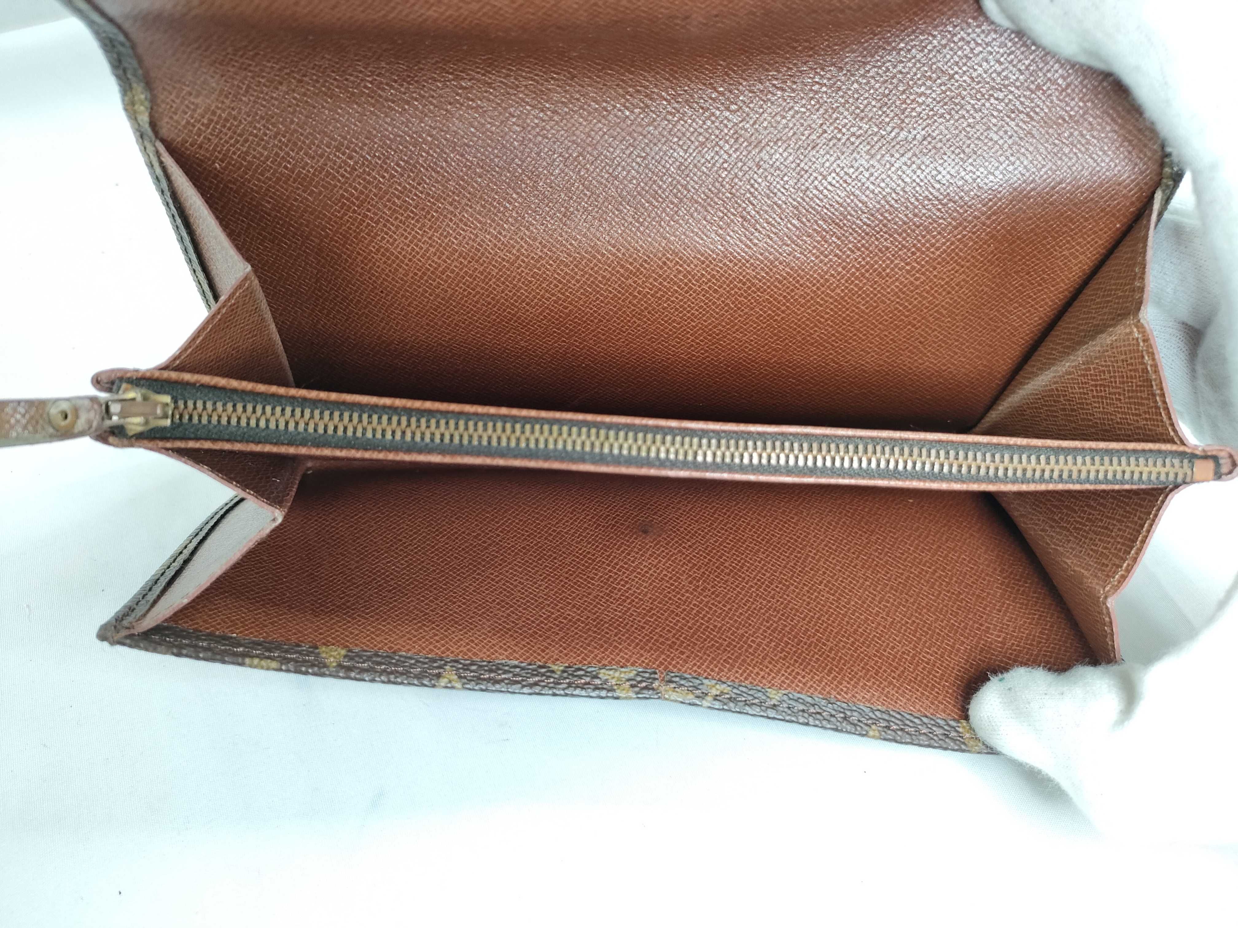 Monogram Louis Vuitton Monogram Long Wallet — view 9