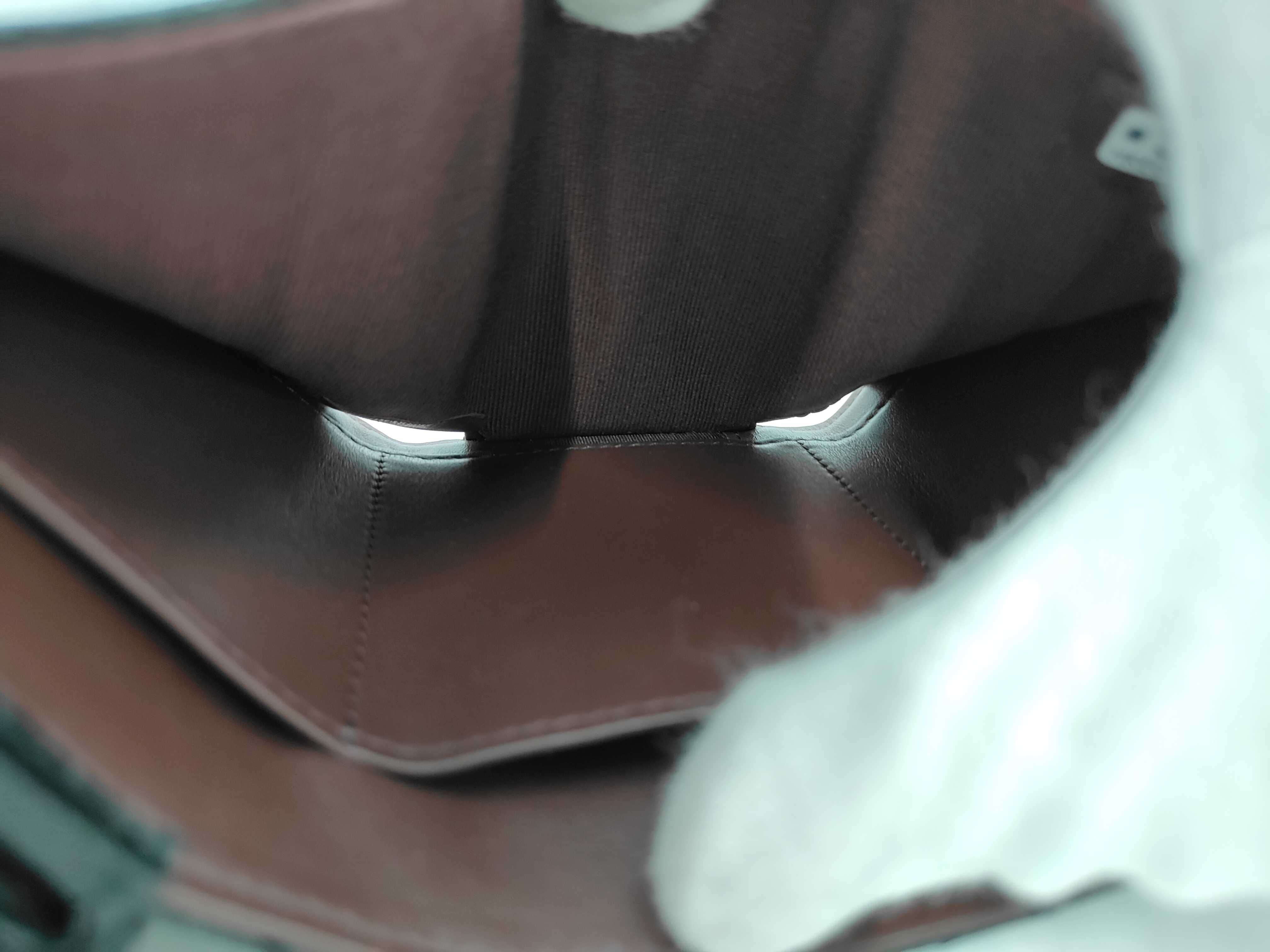 AP0230 B10583 C3906 / Small Wallet / Caviar Skin / Random / Wallet — view 7