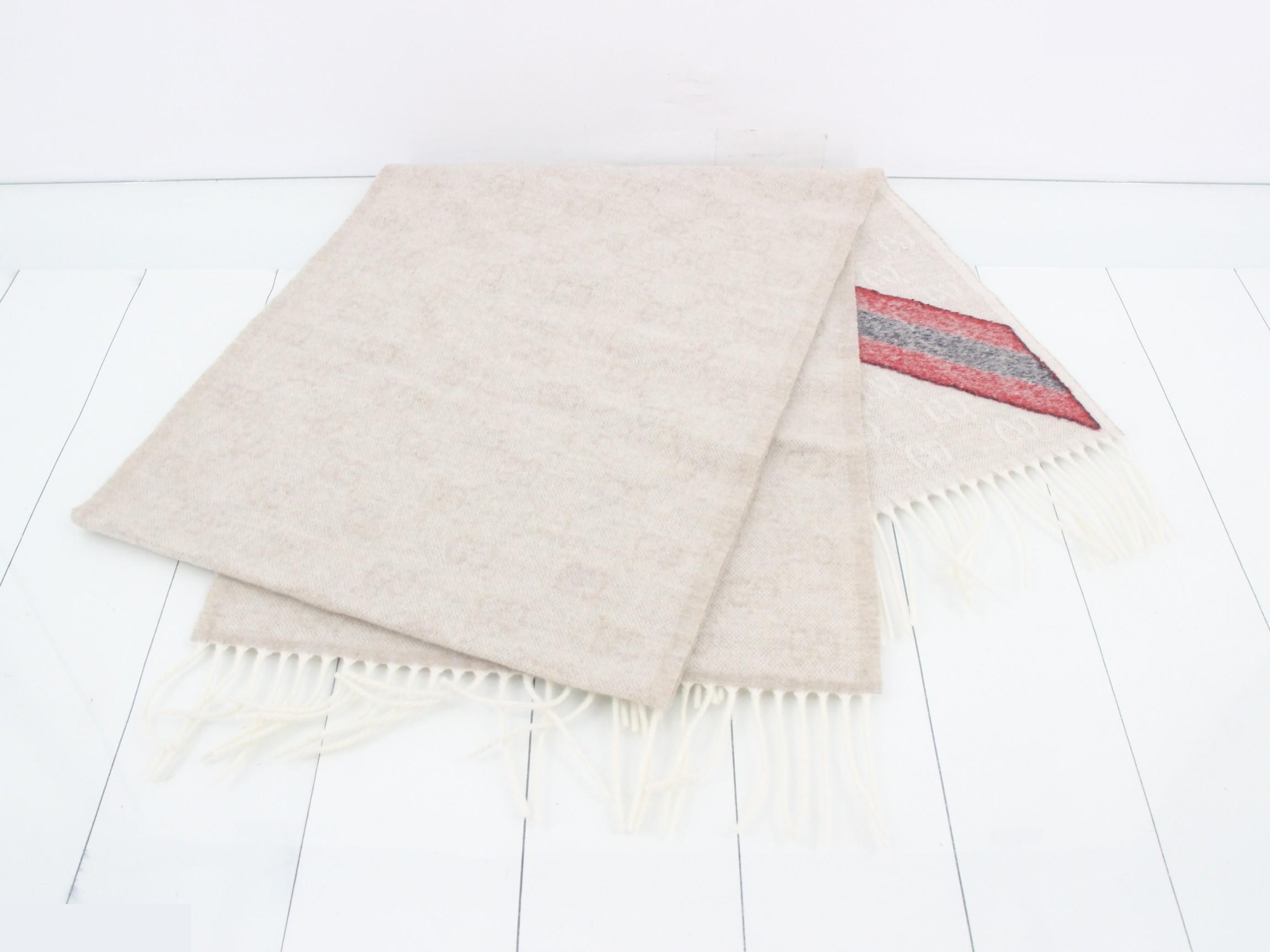 GG x Sherry Stole, with tag, beige — view 3