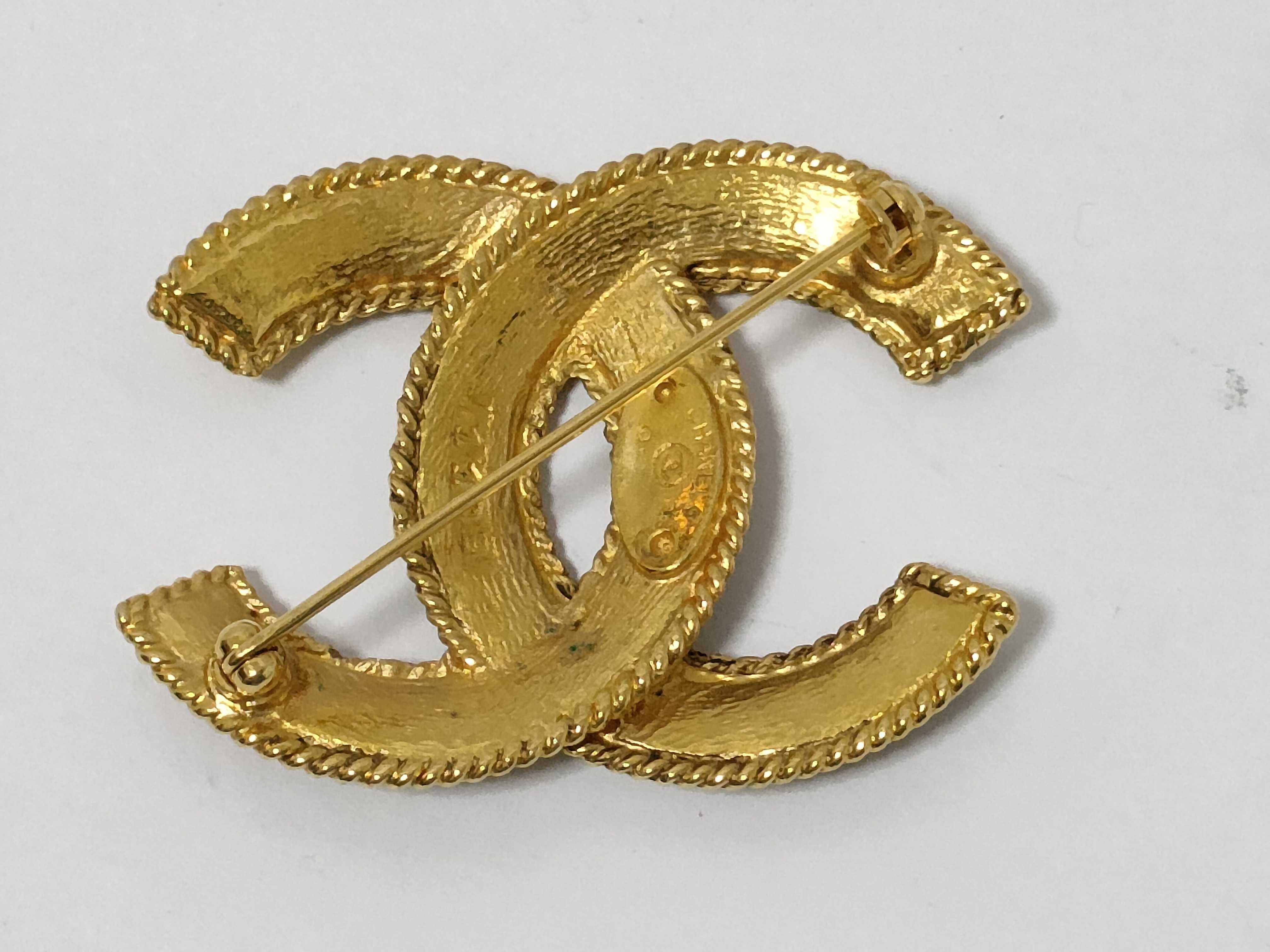 Coco Mark 1102 Pin Brooch, Gold Color — view 2