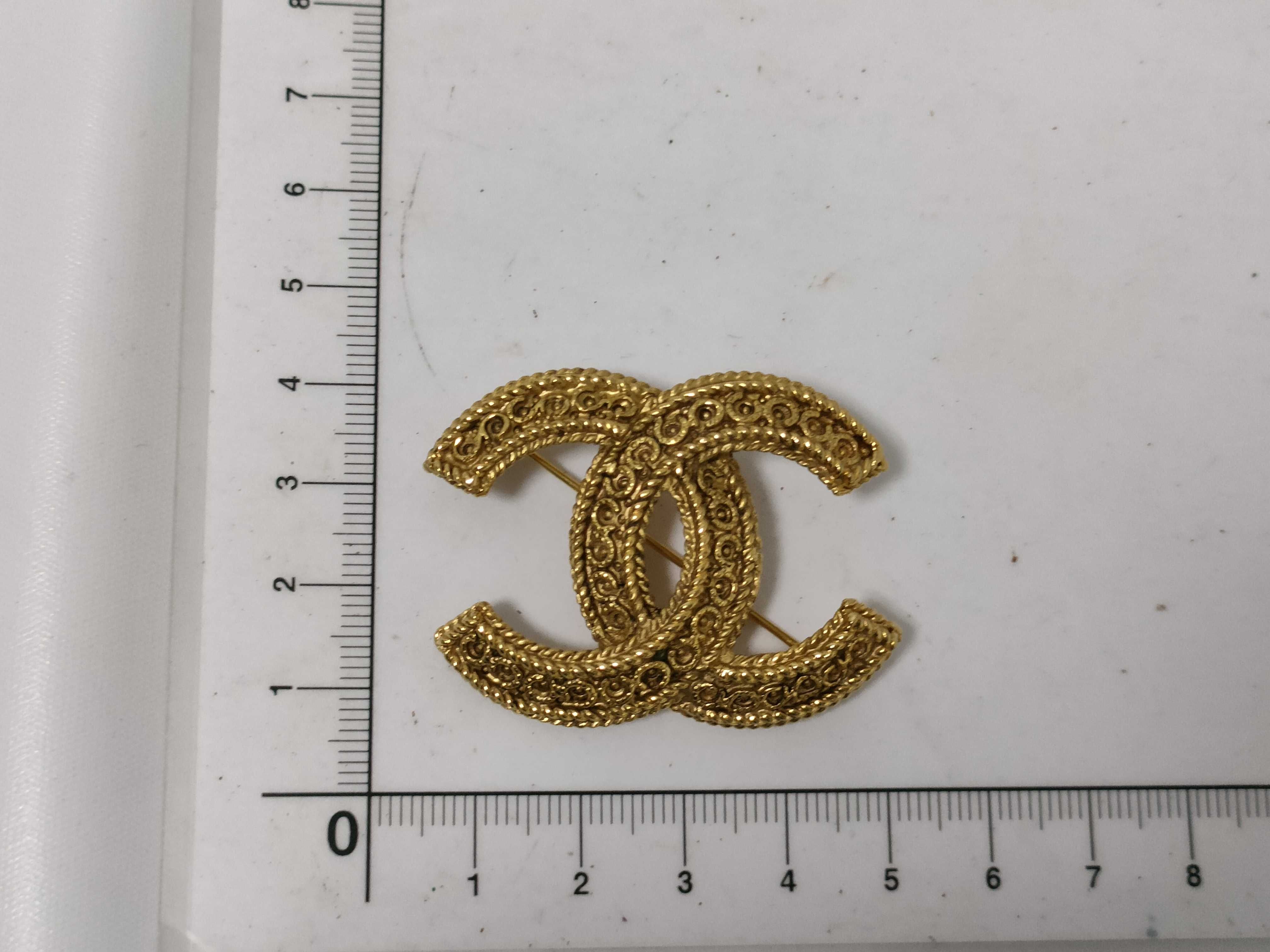 Coco Mark 1102 Pin Brooch, Gold Color — view 5