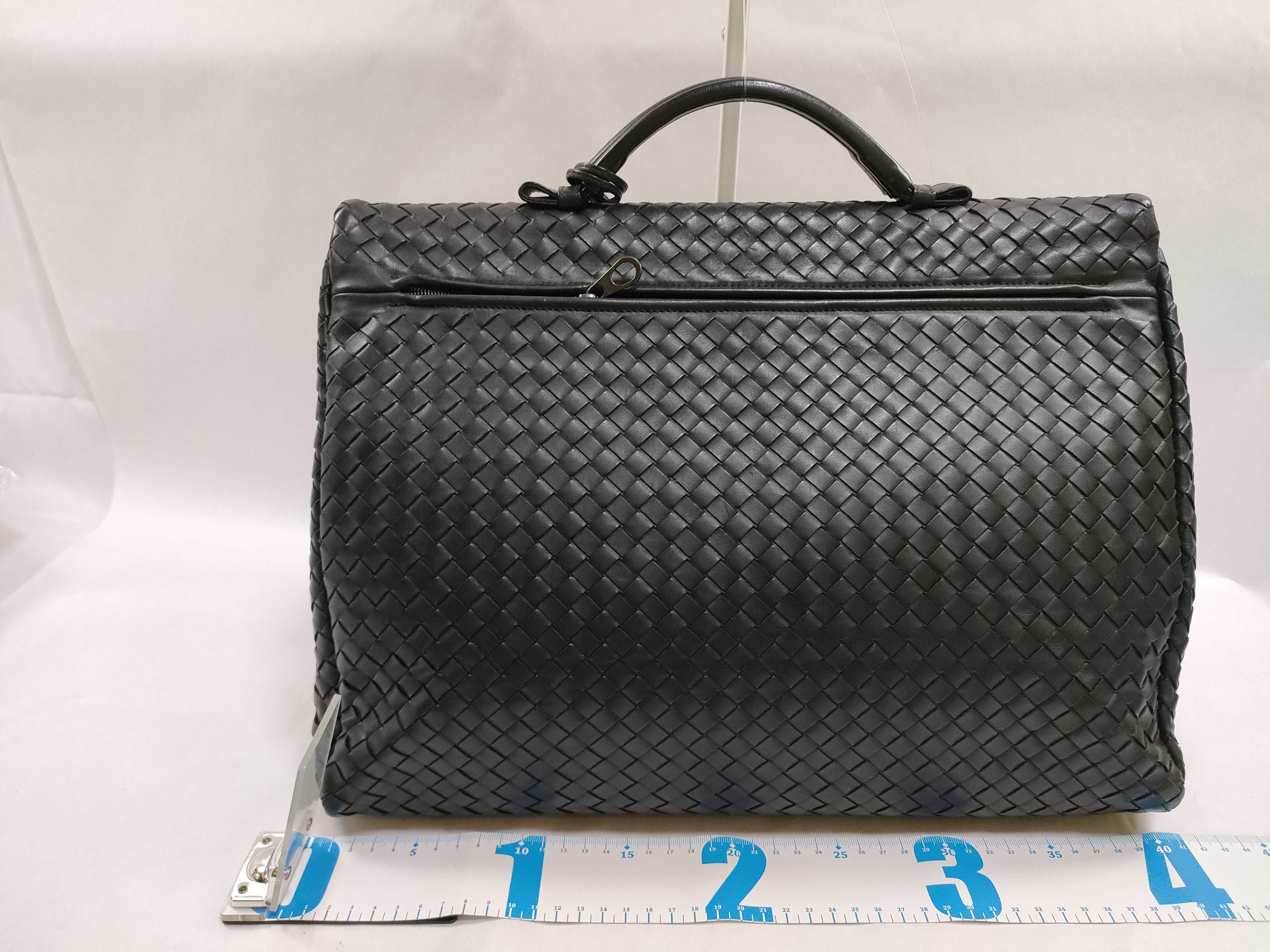 Intrecciato Black Business Bag — view 2