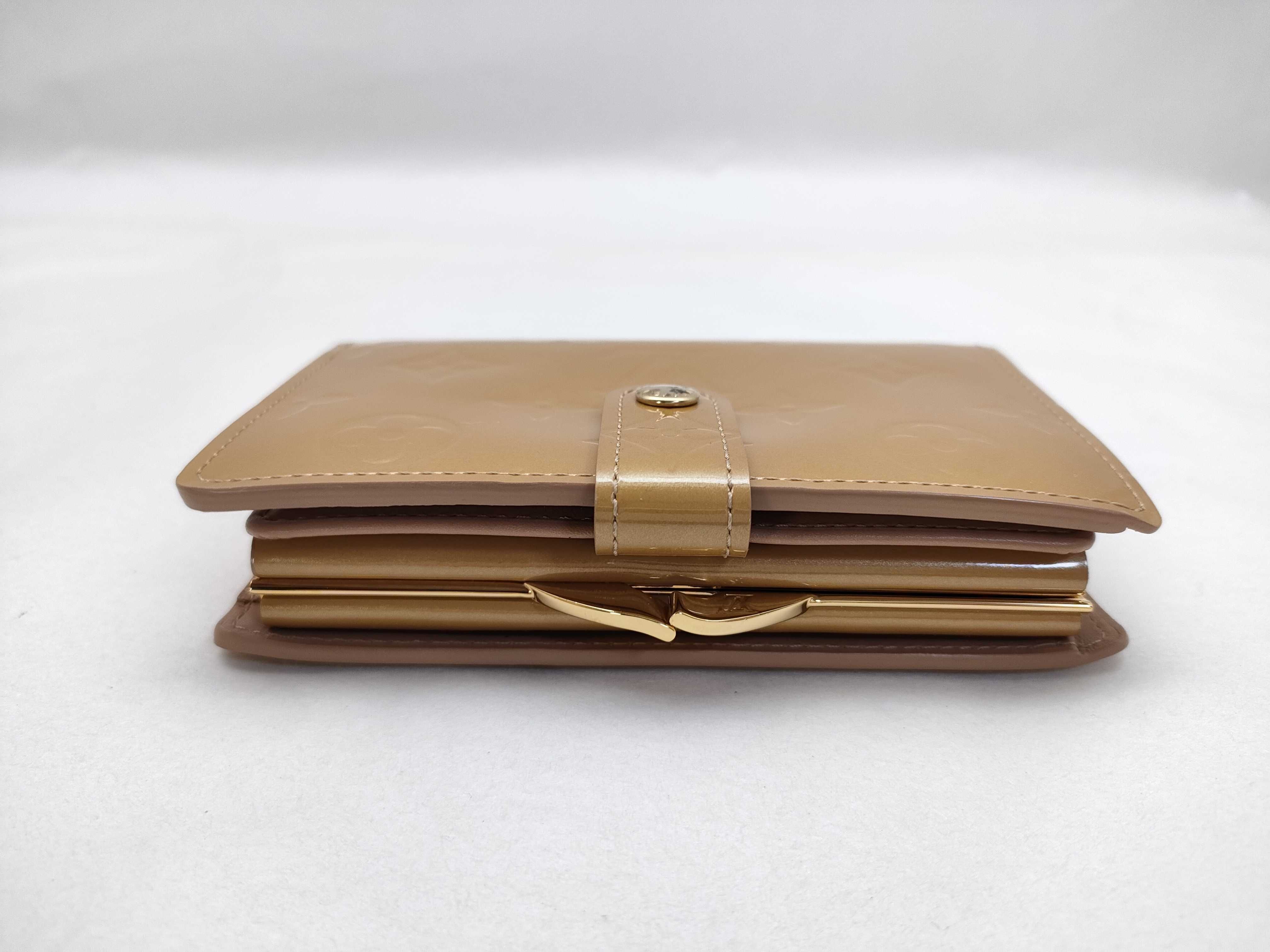 Vernis Louis Vuitton Monogram Vernis Portemonnaie Billet Viennois Noisette Beige M91361 Accessories: Dust bag Wallet — view 6